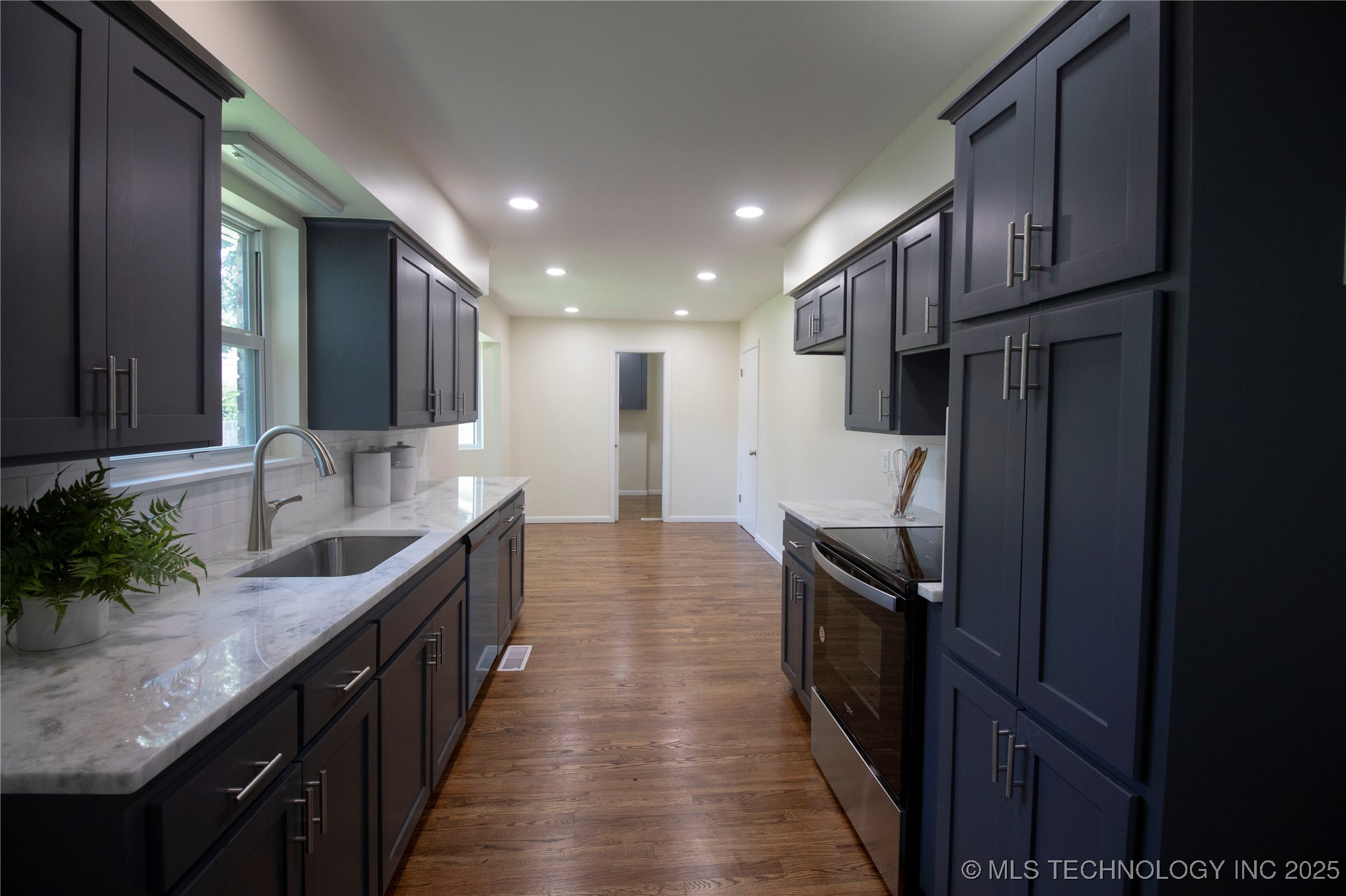 5678 S Yorktown Place Property Photo 15