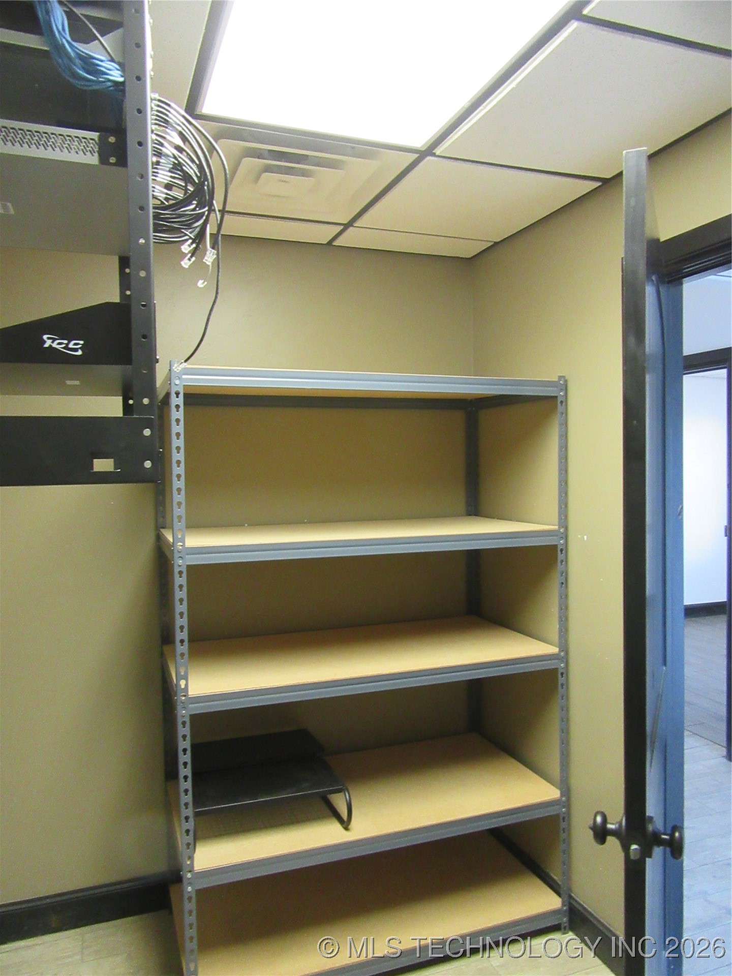 1008 N Main Property Photo 16