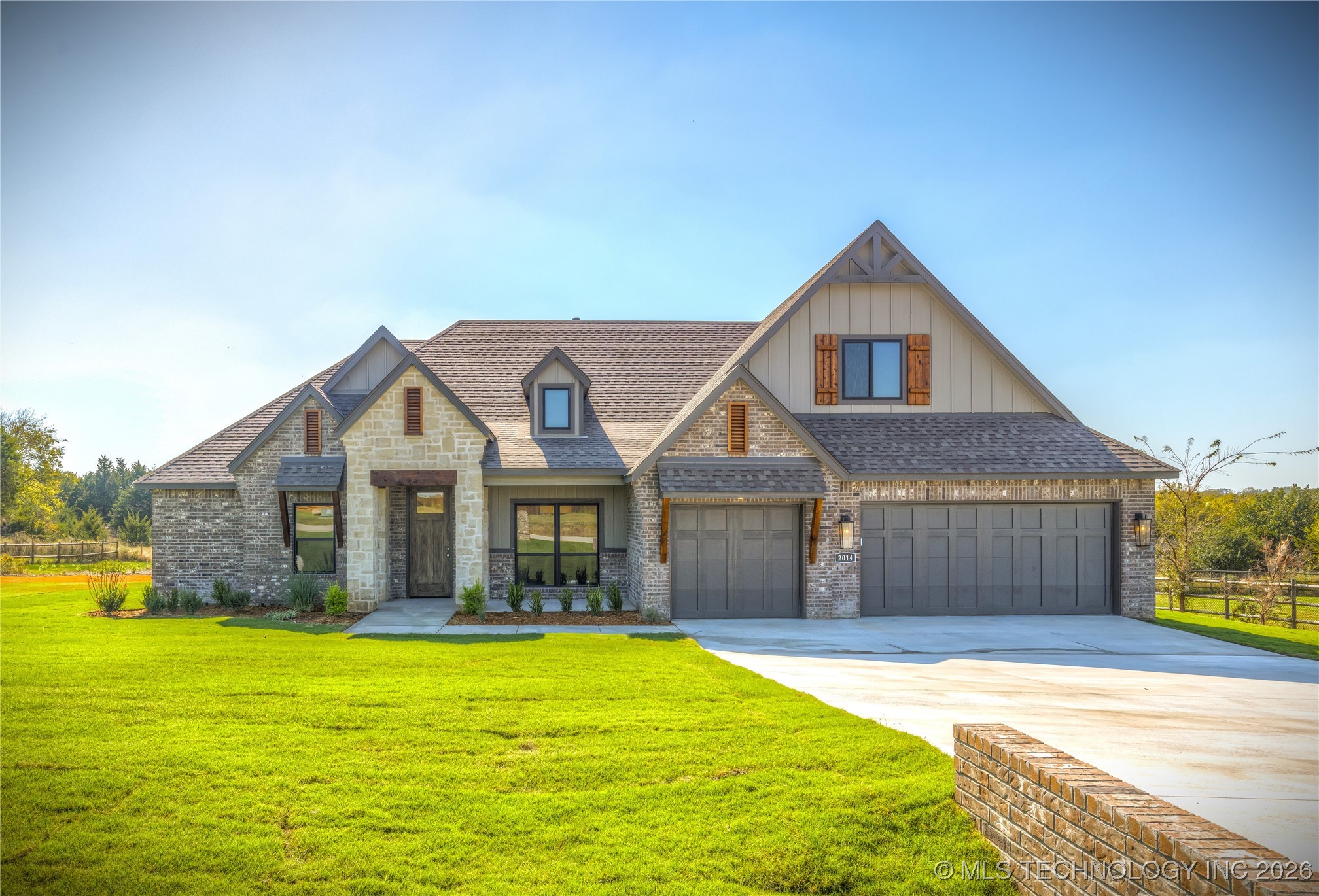 2014 E 45th Place Property Photo 1