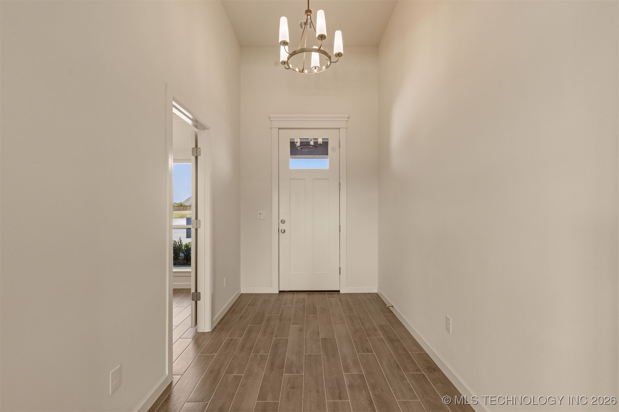 2014 E 45th Place Property Photo 8