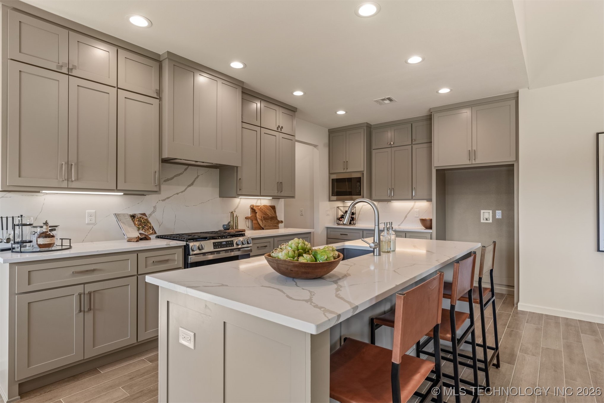 2014 E 45th Place Property Photo 31