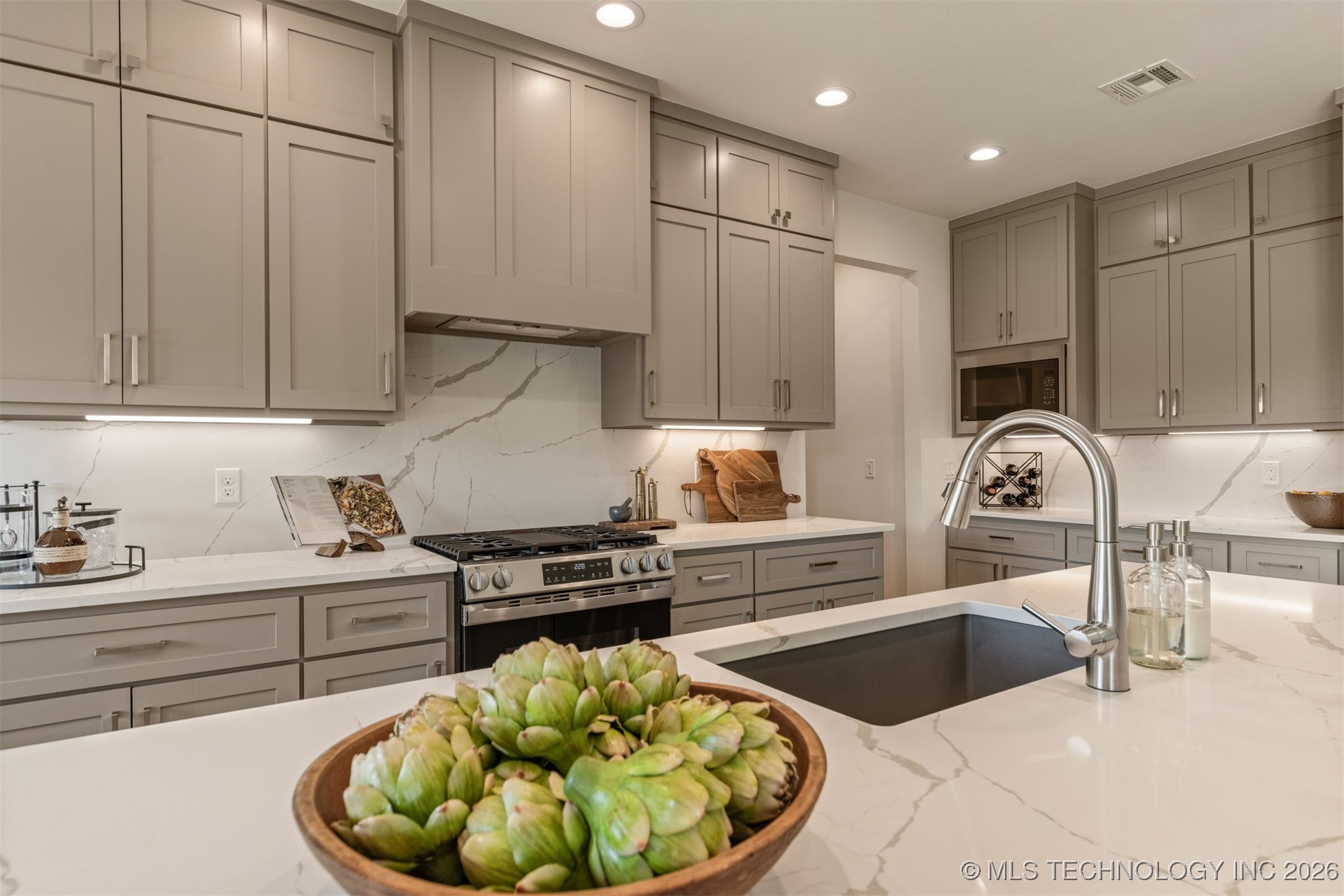 2014 E 45th Place Property Photo 32