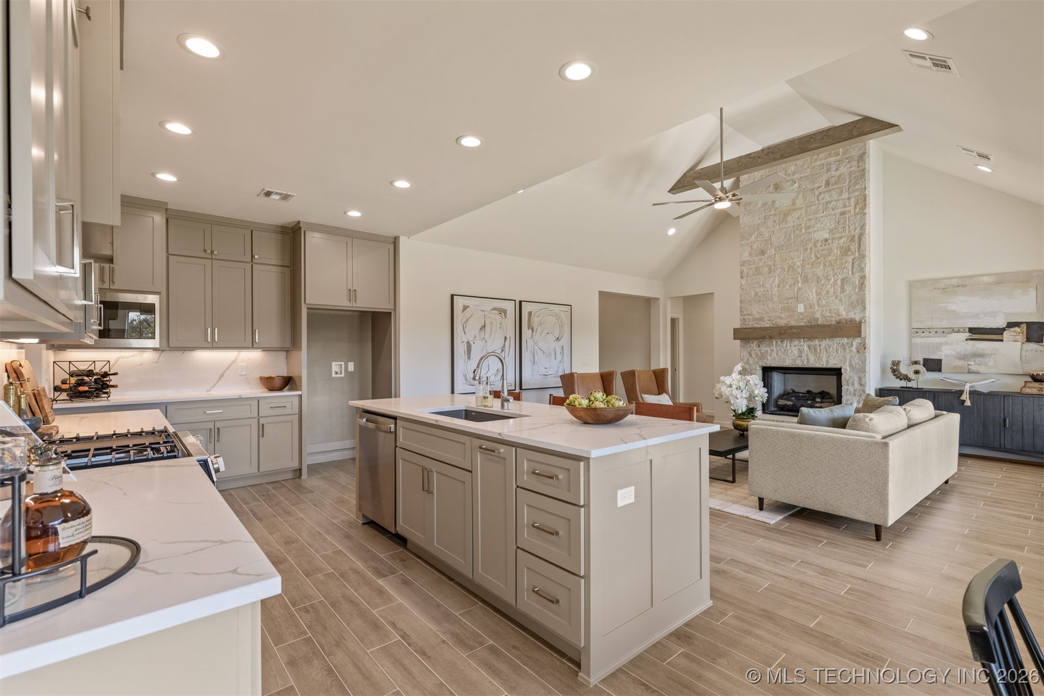 2014 E 45th Place Property Photo 36