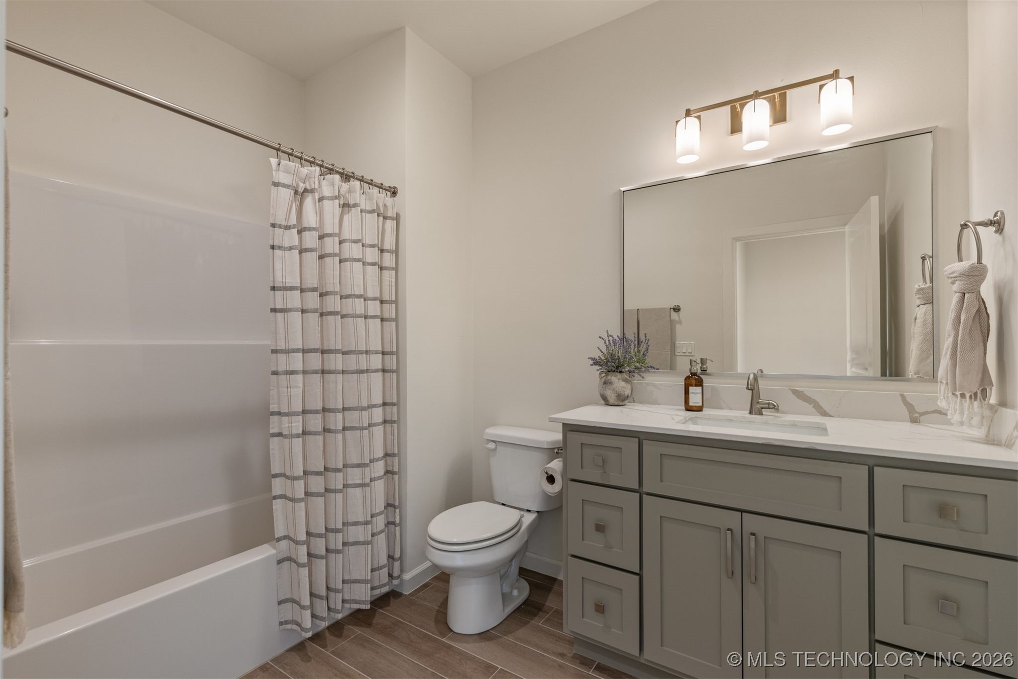 2014 E 45th Place Property Photo 53