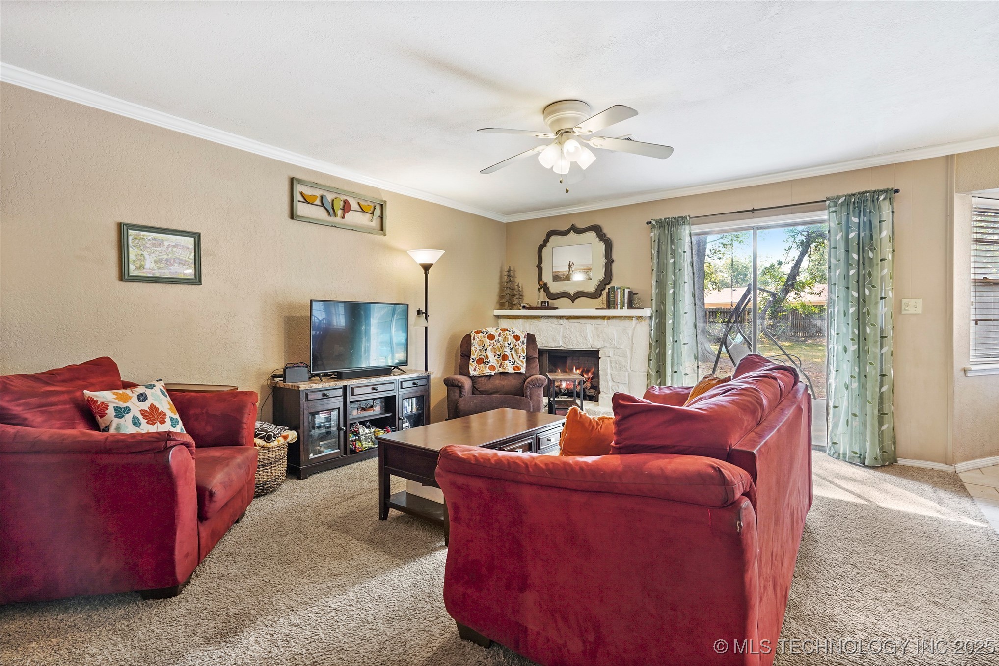 721 W Boston Street Property Photo 4