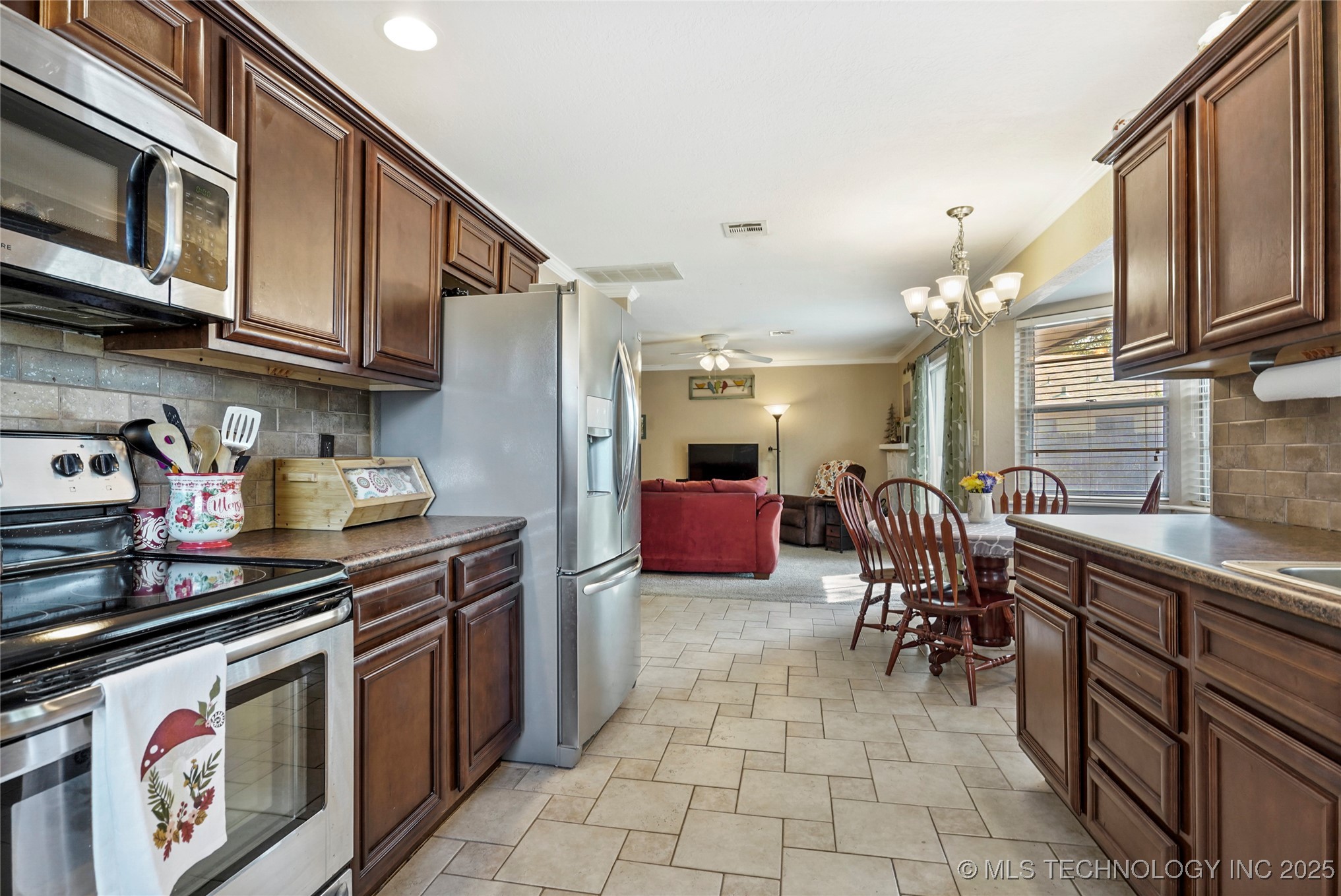 721 W Boston Street Property Photo 15