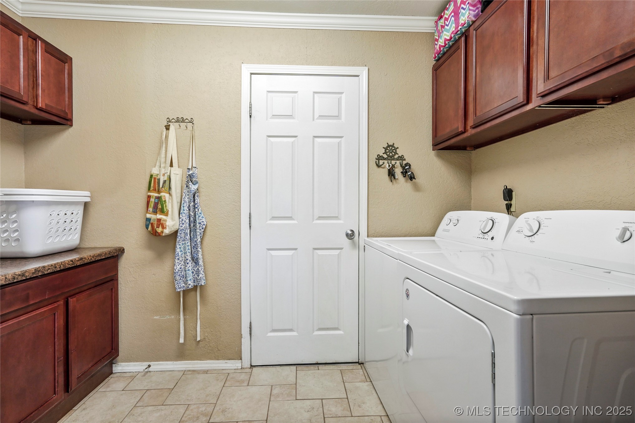 721 W Boston Street Property Photo 25