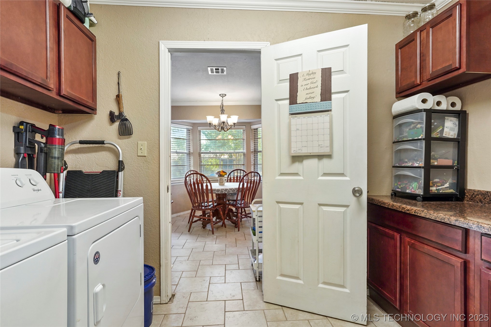 721 W Boston Street Property Photo 26