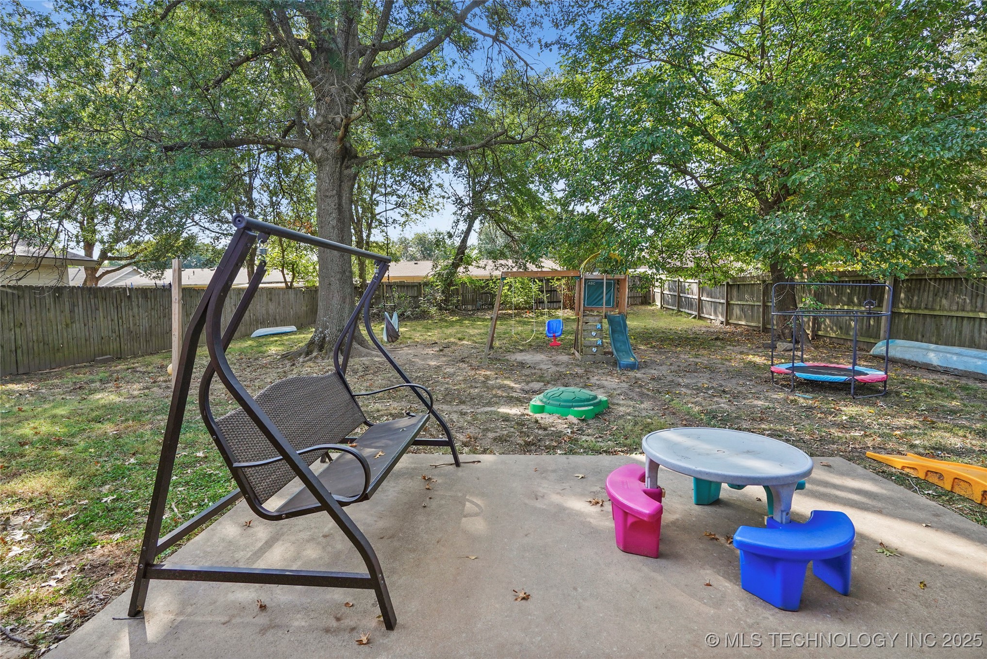 721 W Boston Street Property Photo 27