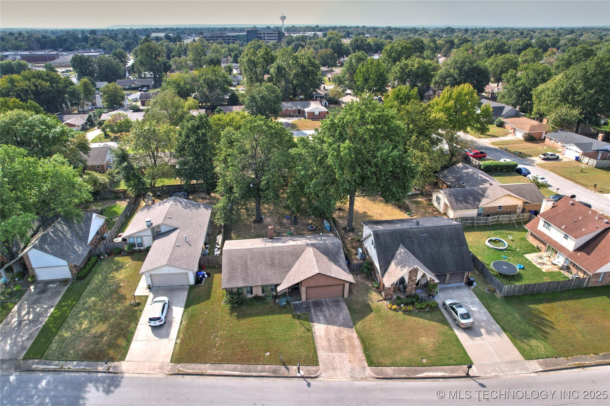 721 W Boston Street Property Photo 30