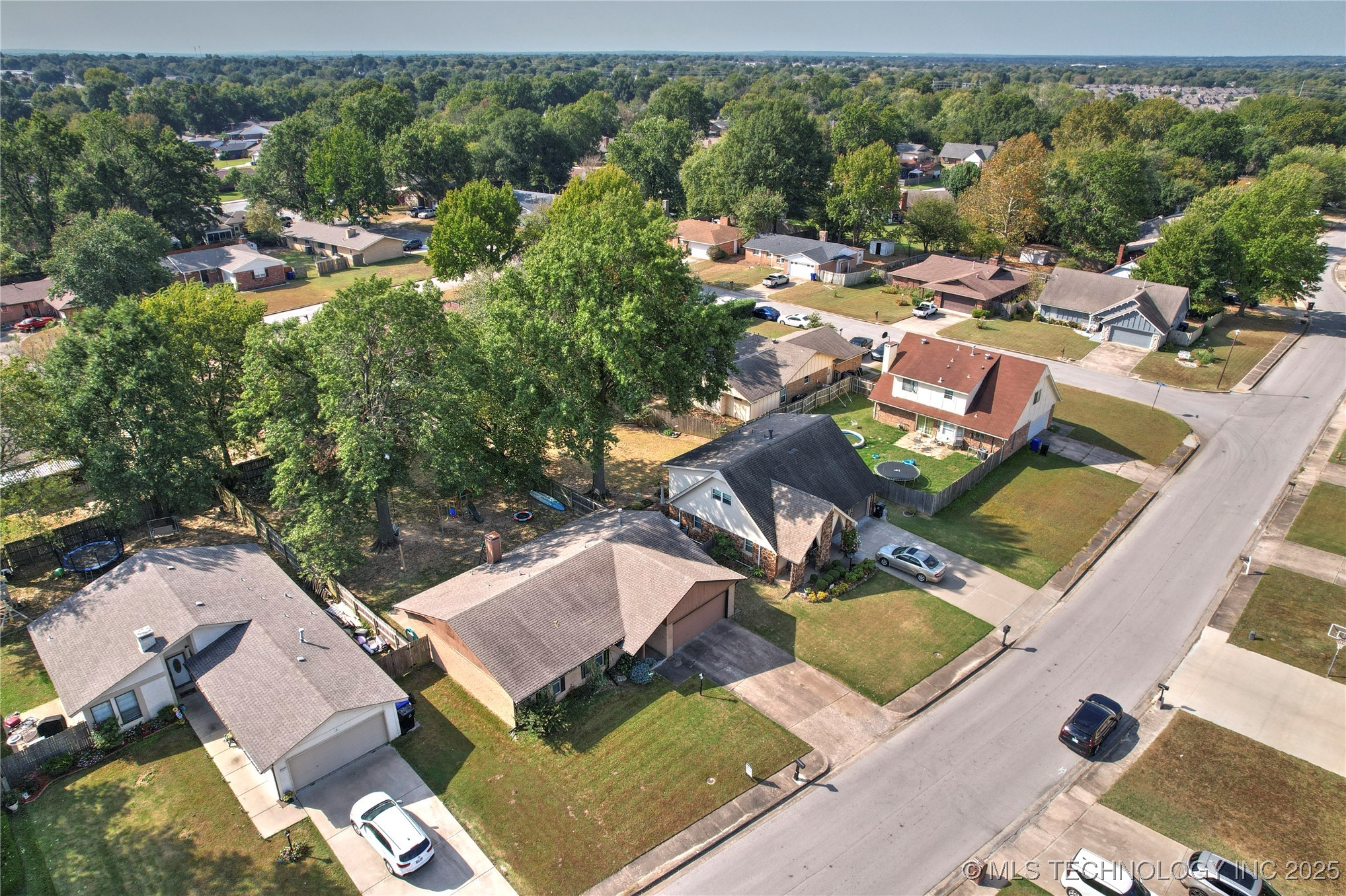 721 W Boston Street Property Photo 31