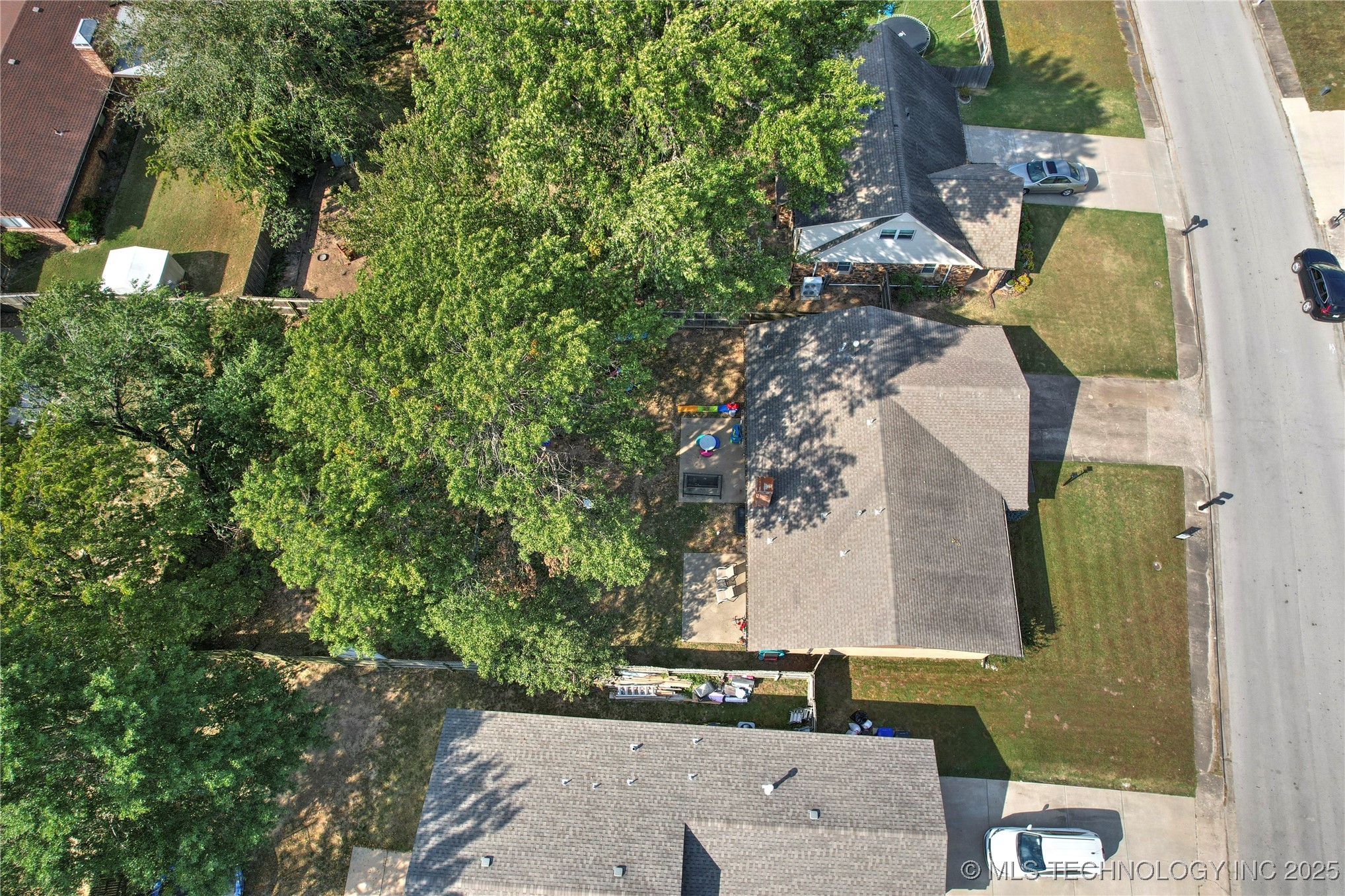 721 W Boston Street Property Photo 33