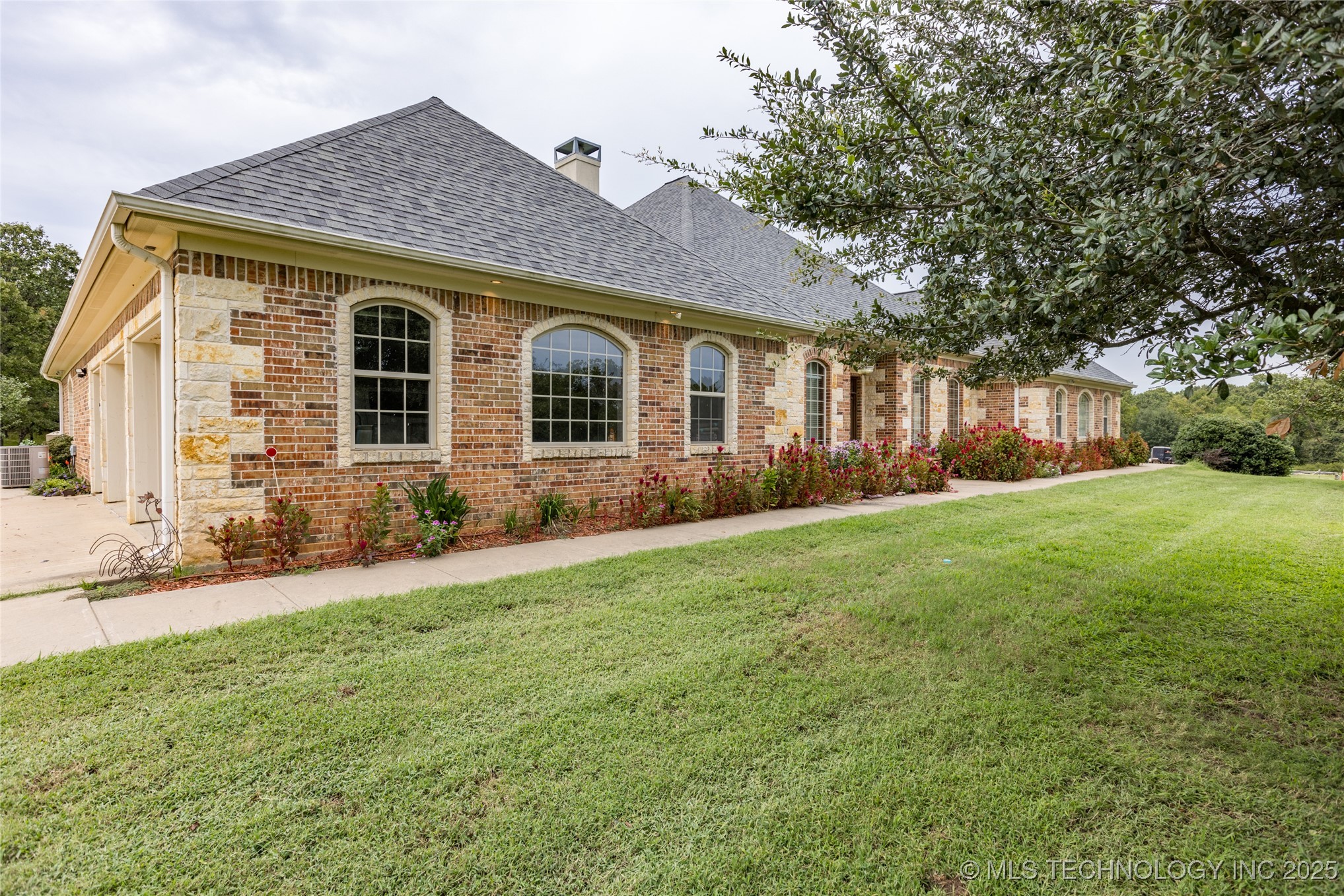 12717 S Chisolm Property Photo 6