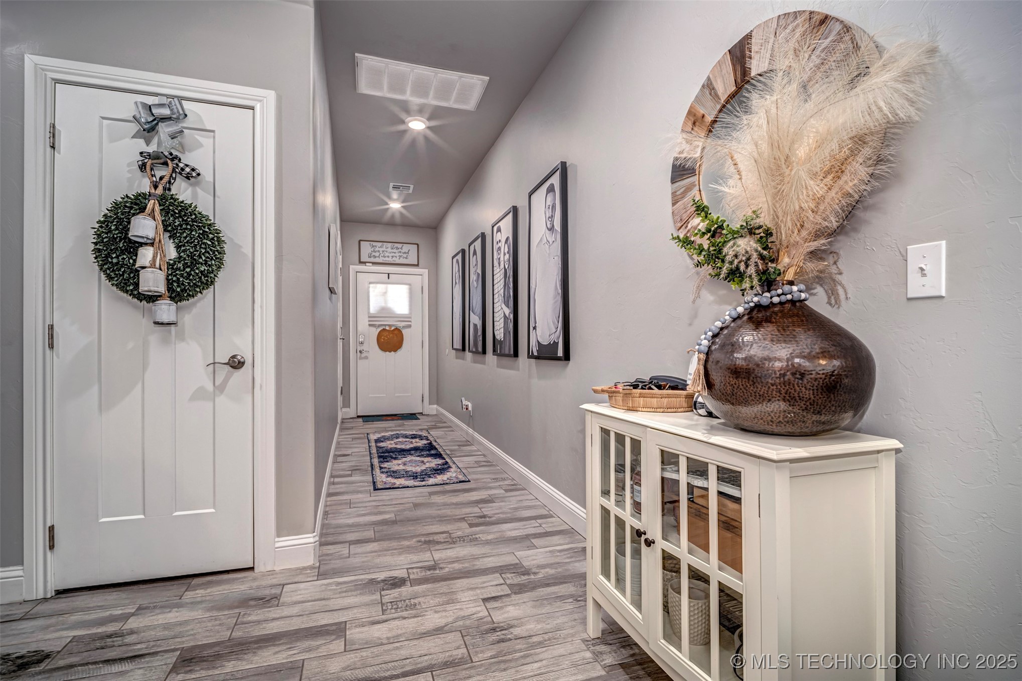 1420 County Road 3613 Property Photo 8