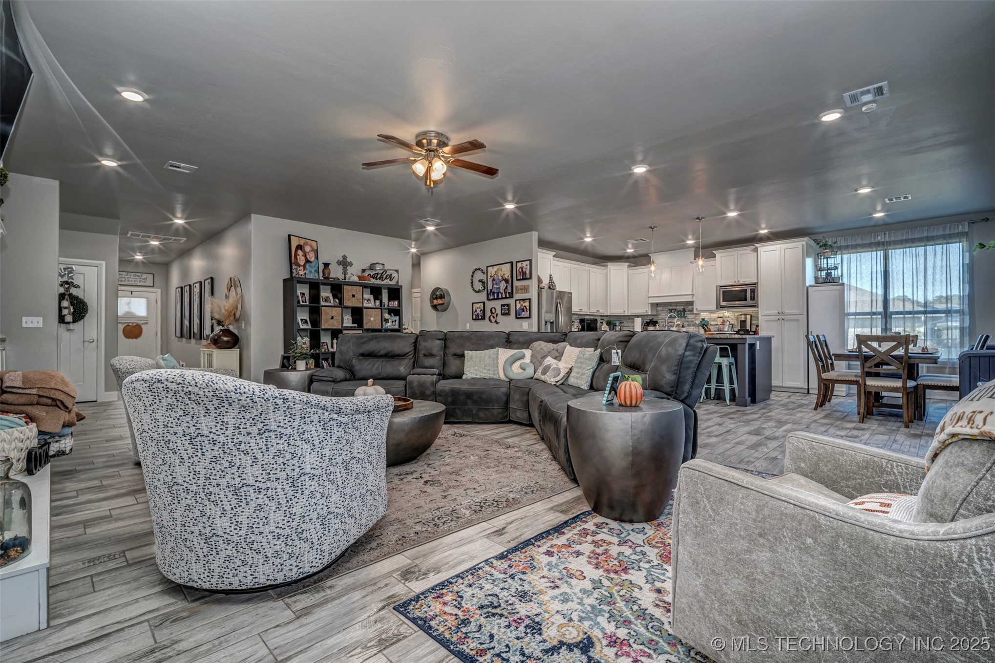 1420 County Road 3613 Property Photo 13