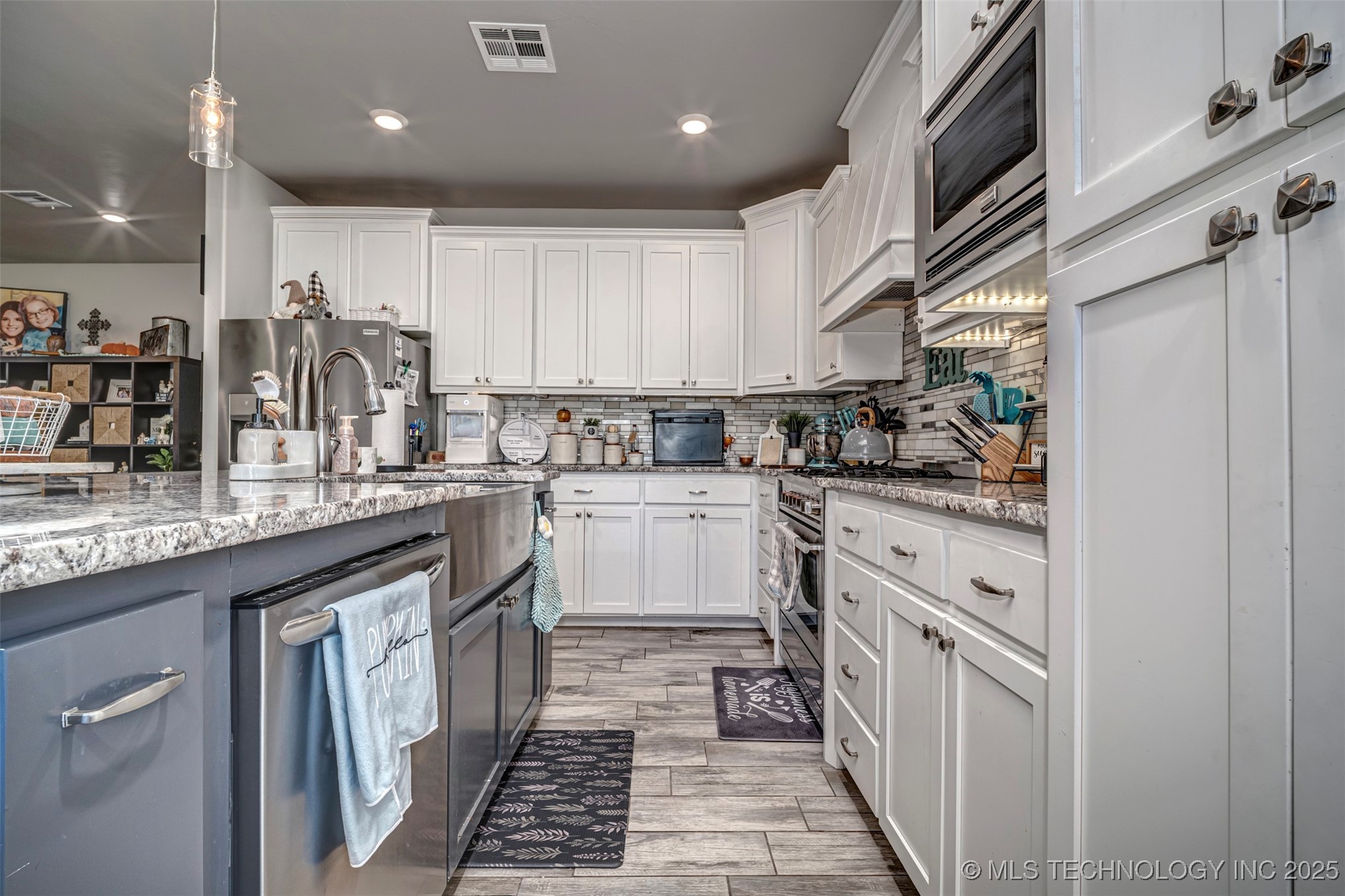 1420 County Road 3613 Property Photo 16