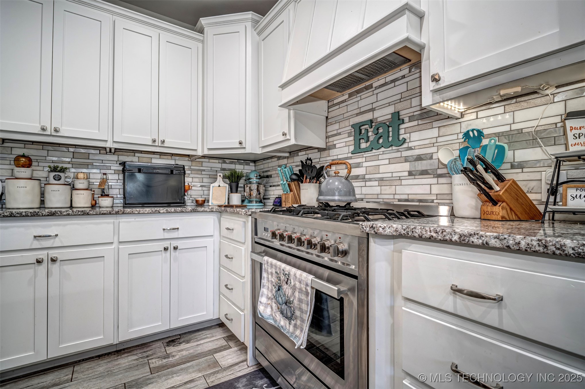 1420 County Road 3613 Property Photo 17