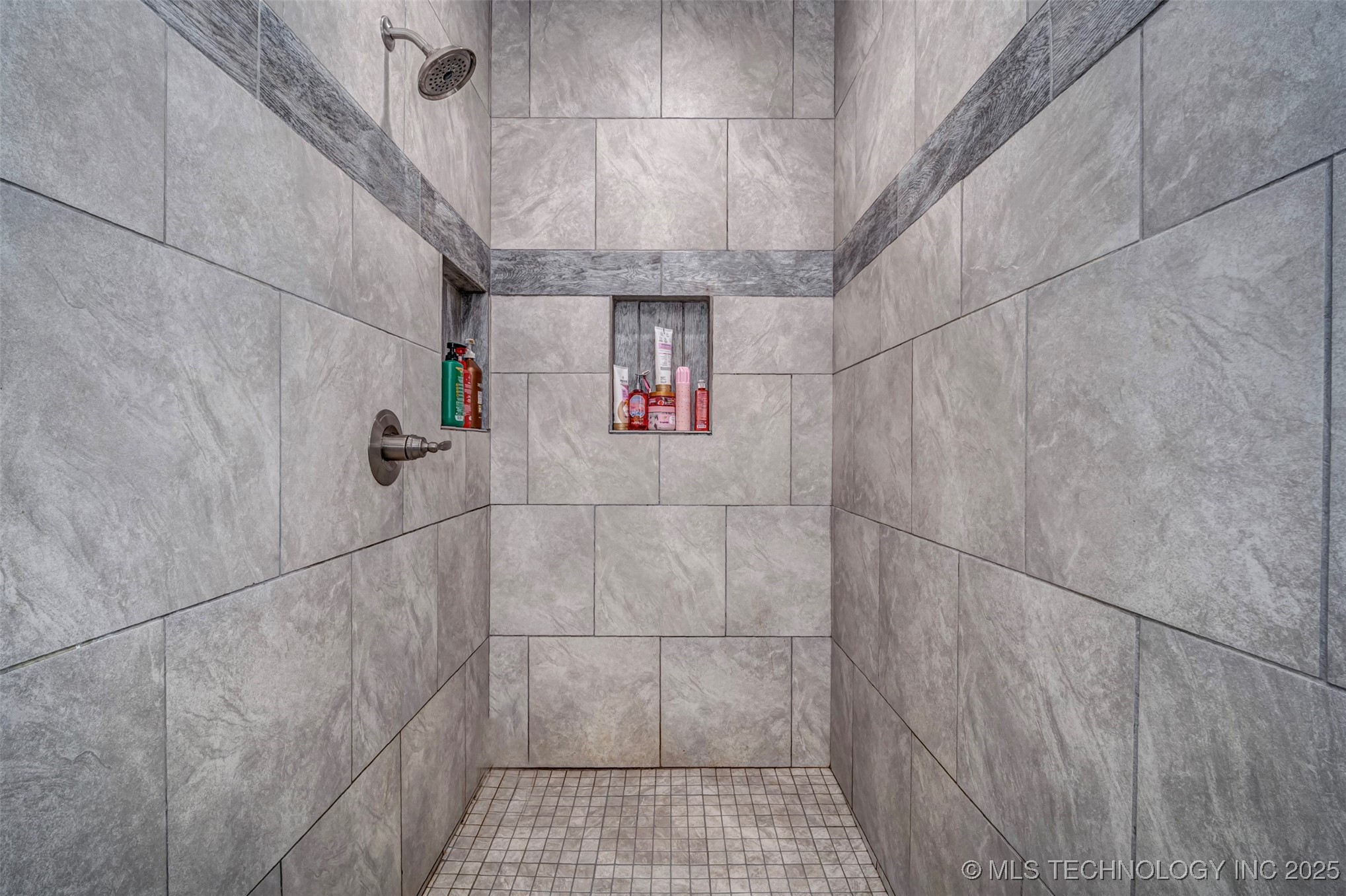 1420 County Road 3613 Property Photo 29