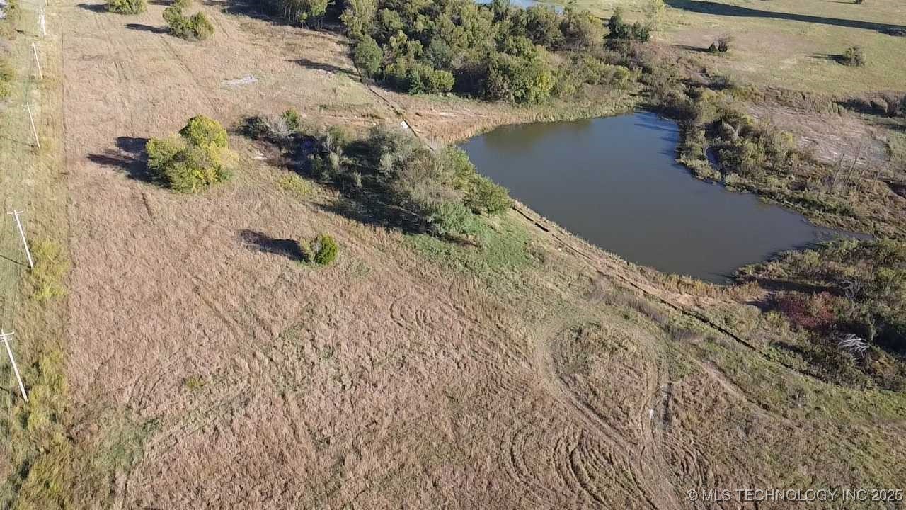 E 106th Street Property Photo 10