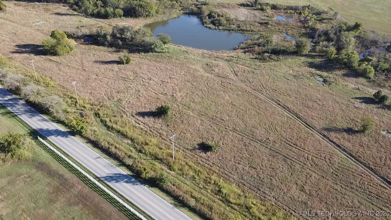 E 106th Street Property Photo 12