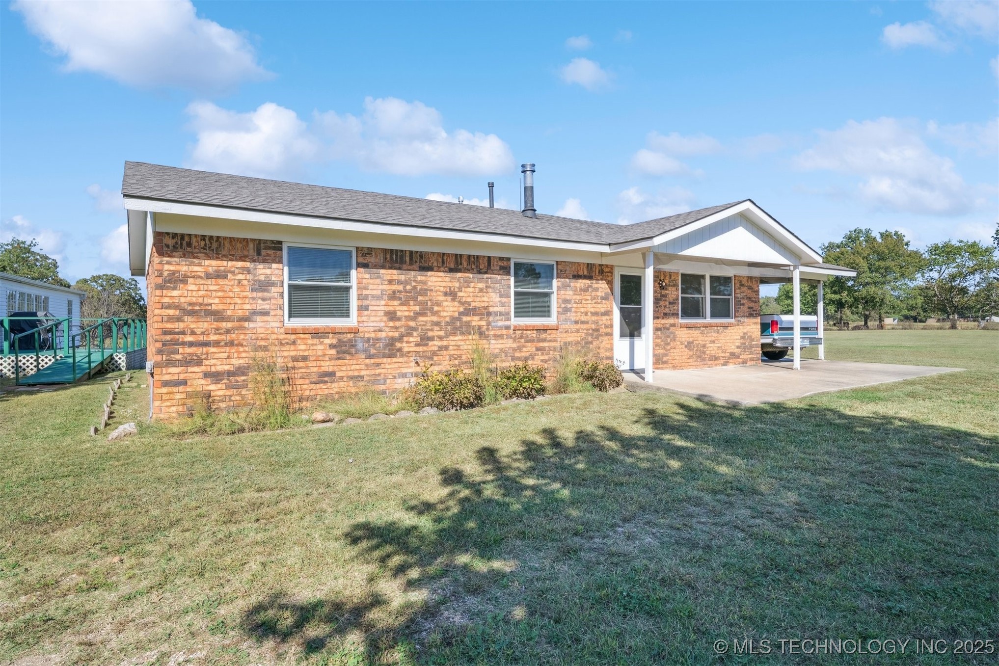 1254 N 4428 Road W Property Photo 4