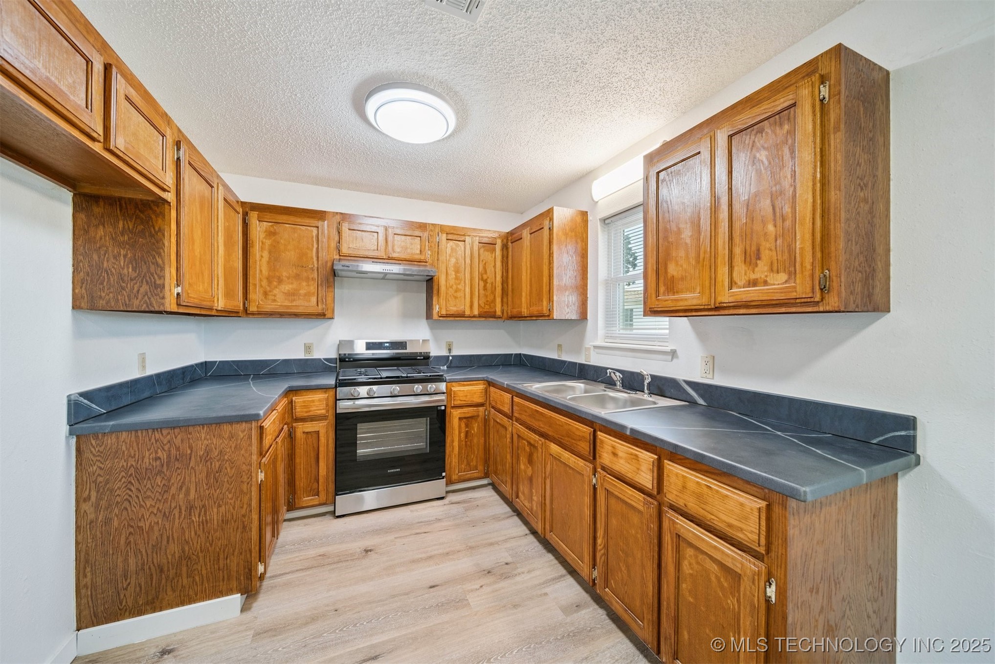 1254 N 4428 Road W Property Photo 9