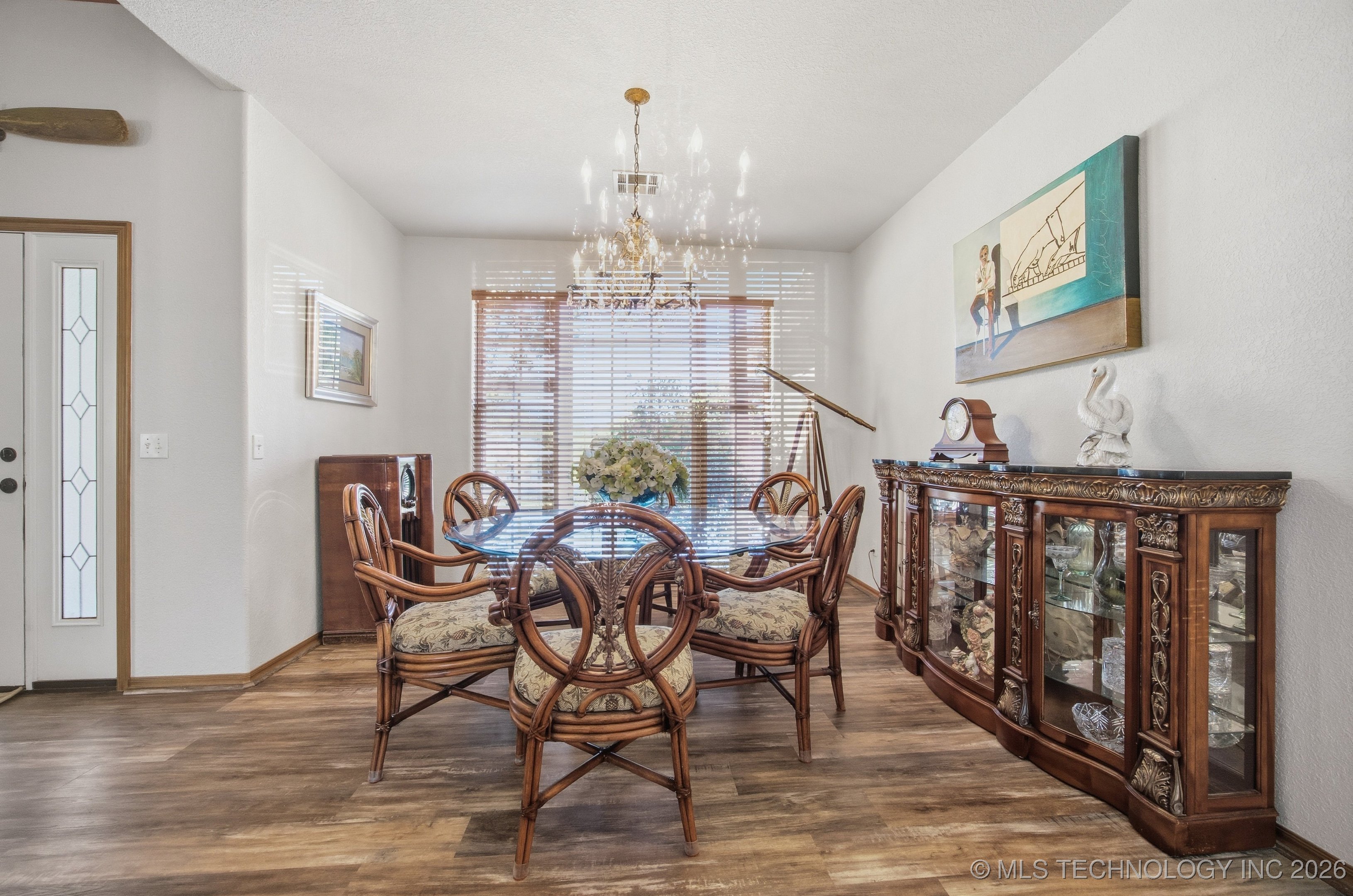 2445 Avalon Drive Property Photo 9