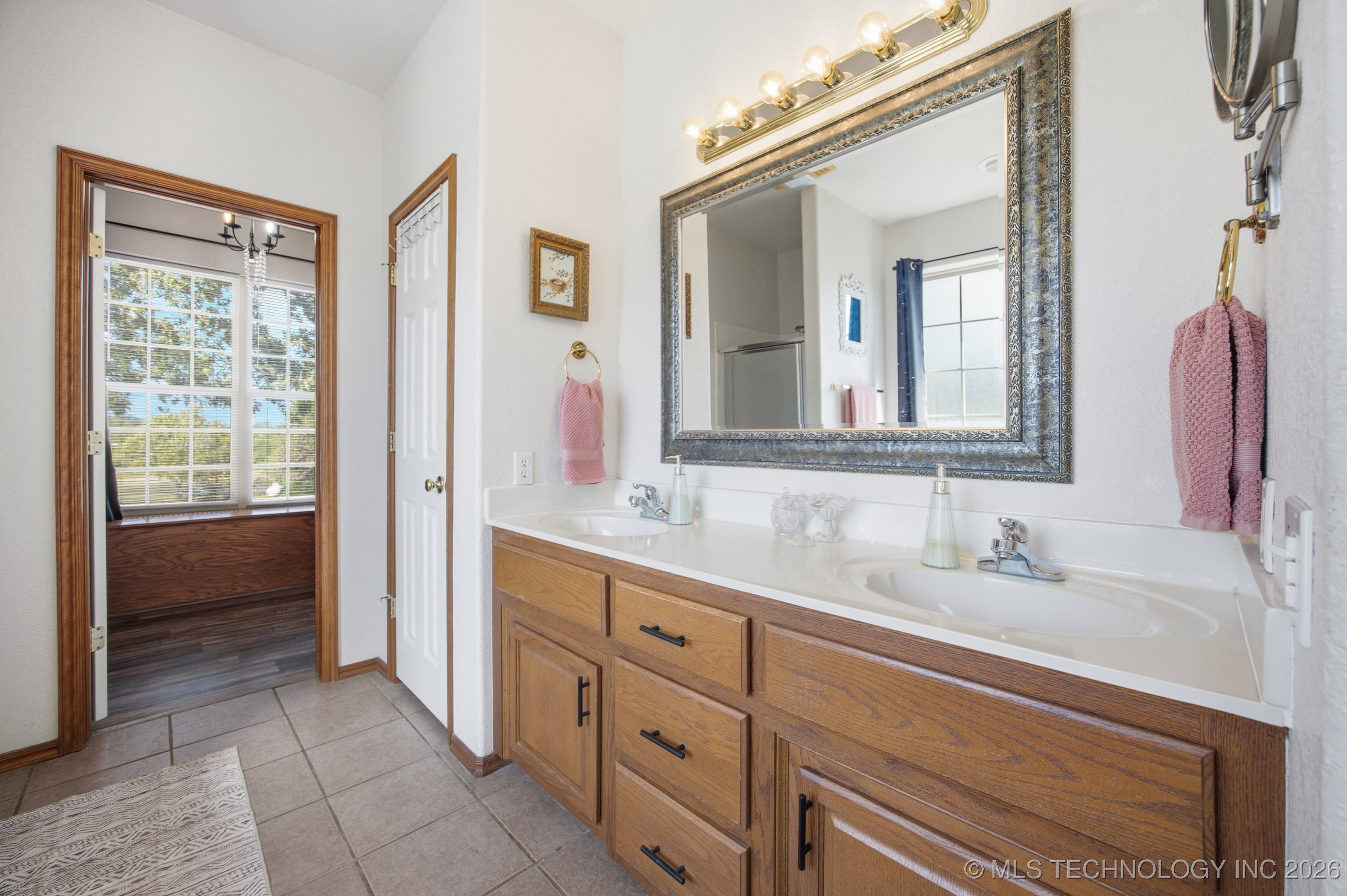 2445 Avalon Drive Property Photo 14