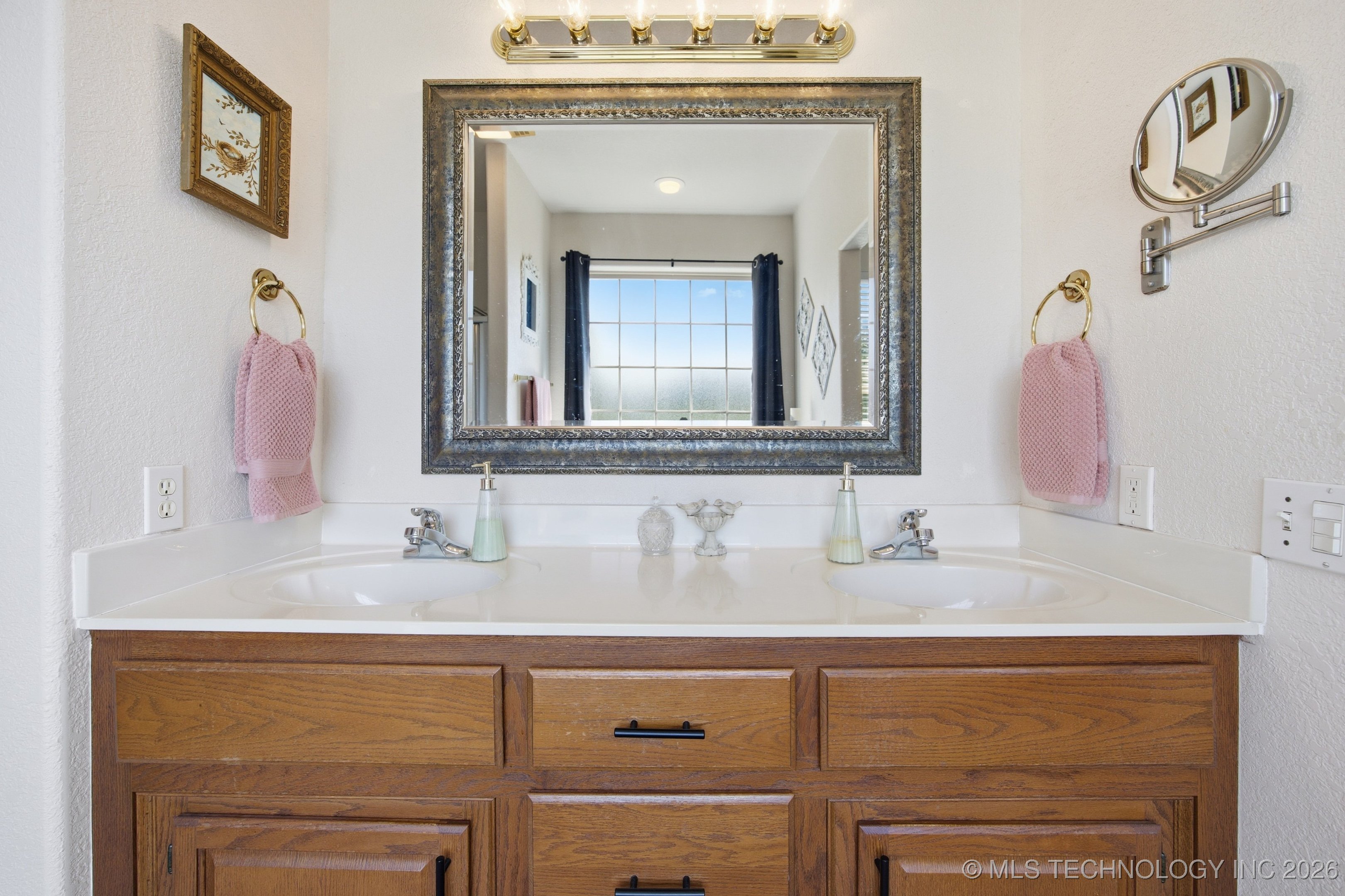 2445 Avalon Drive Property Photo 15