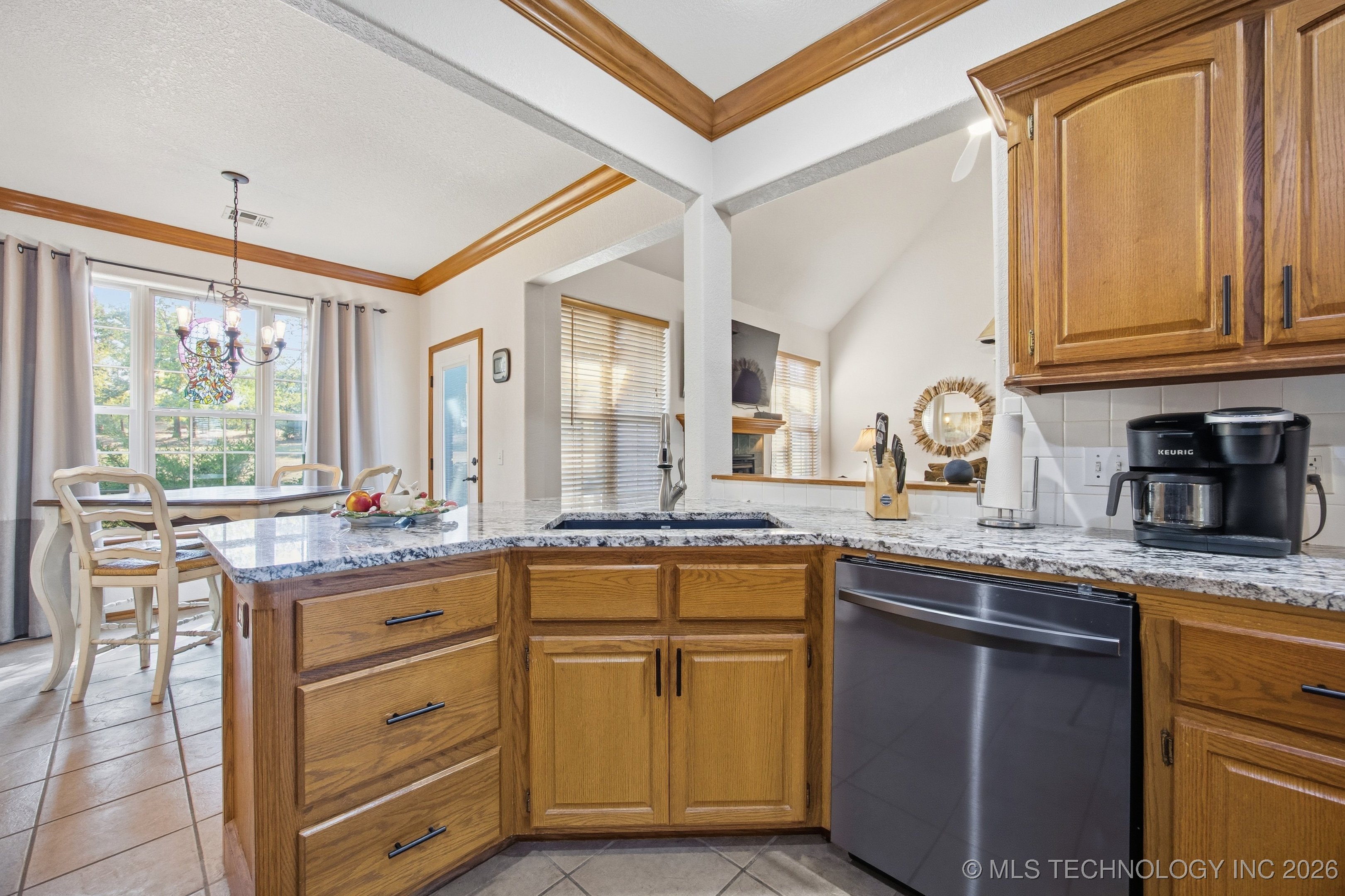 2445 Avalon Drive Property Photo 25