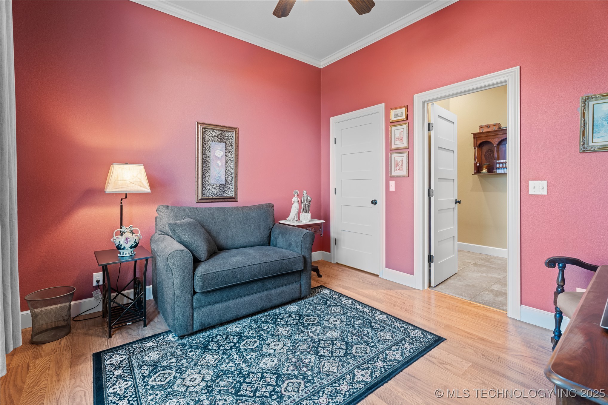 639 Ne Bison Road Property Photo 14