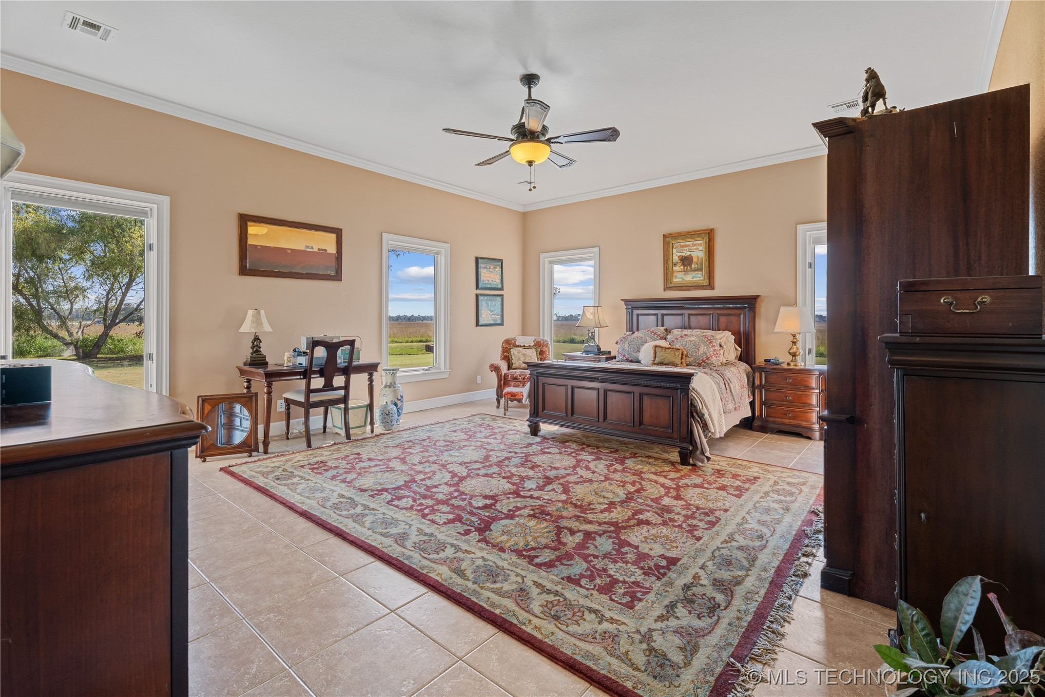 639 Ne Bison Road Property Photo 21