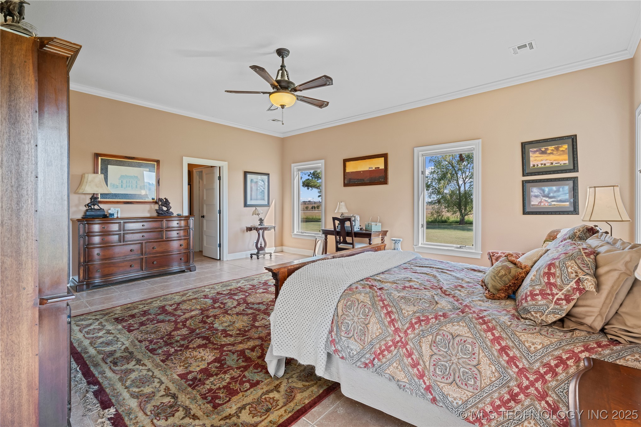 639 Ne Bison Road Property Photo 22