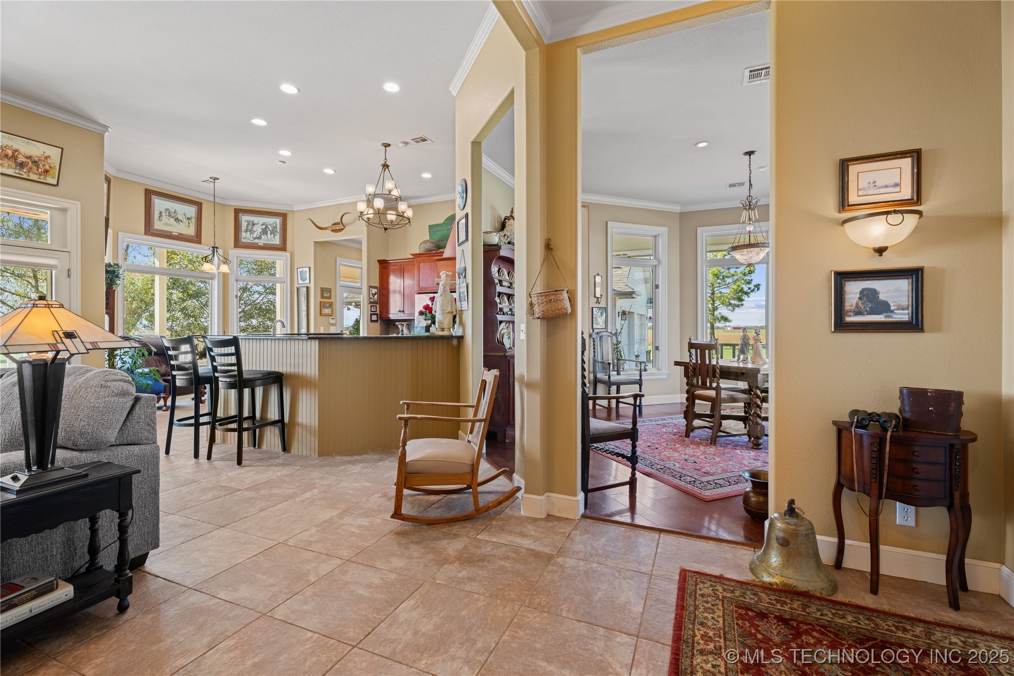 639 Ne Bison Road Property Photo 32