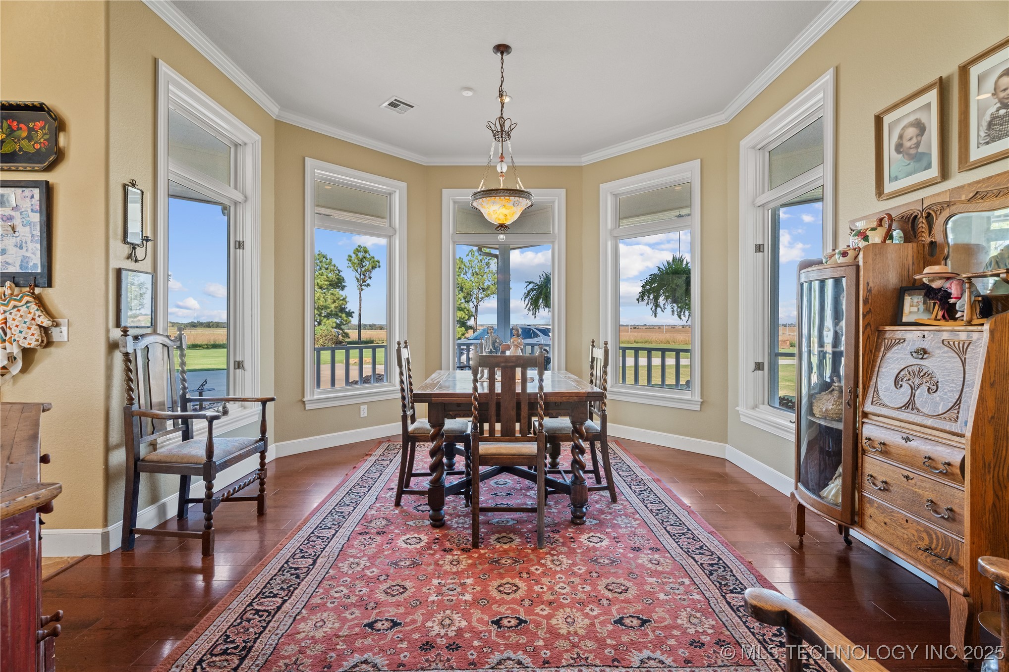 639 Ne Bison Road Property Photo 40