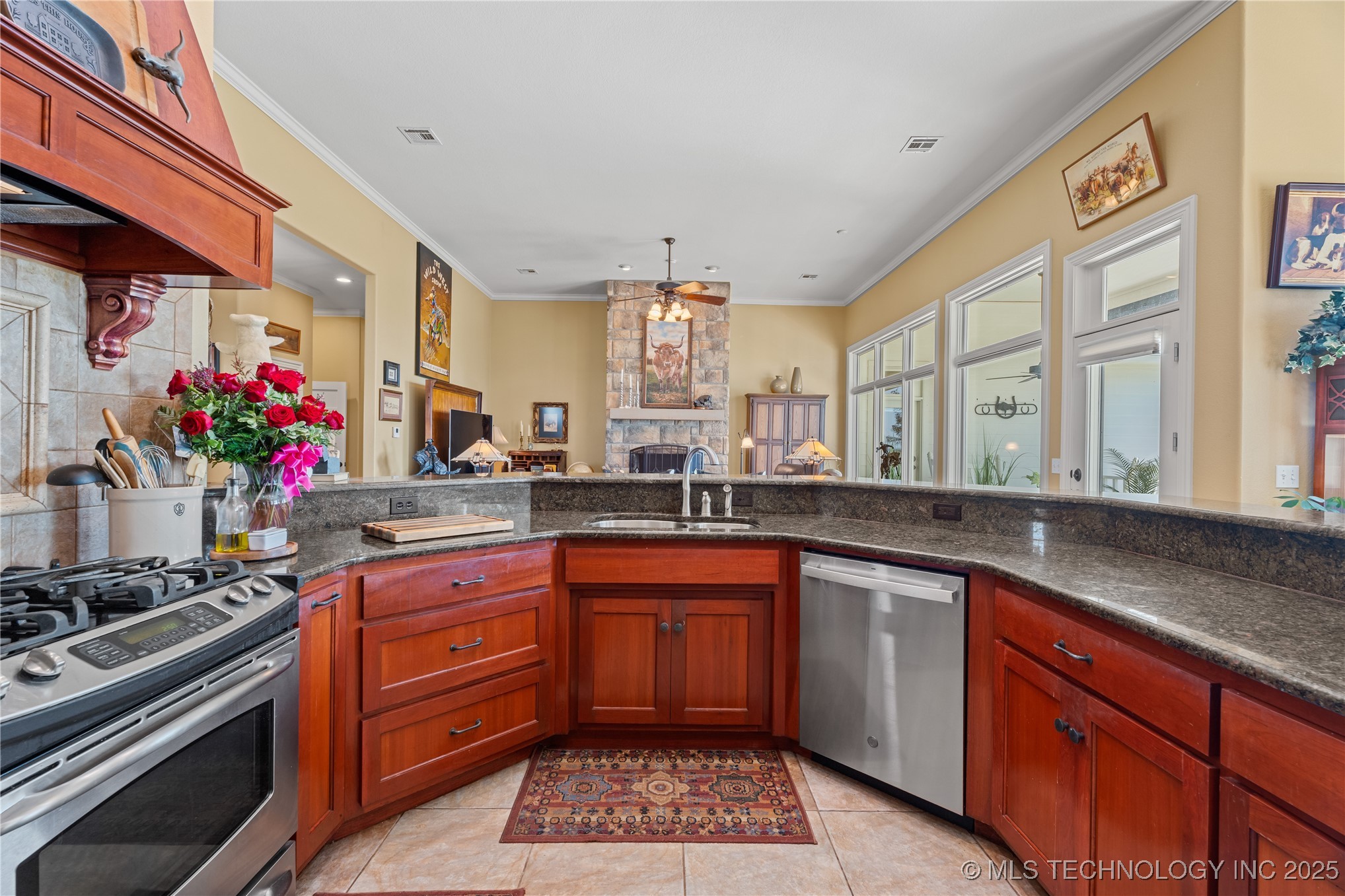 639 Ne Bison Road Property Photo 43