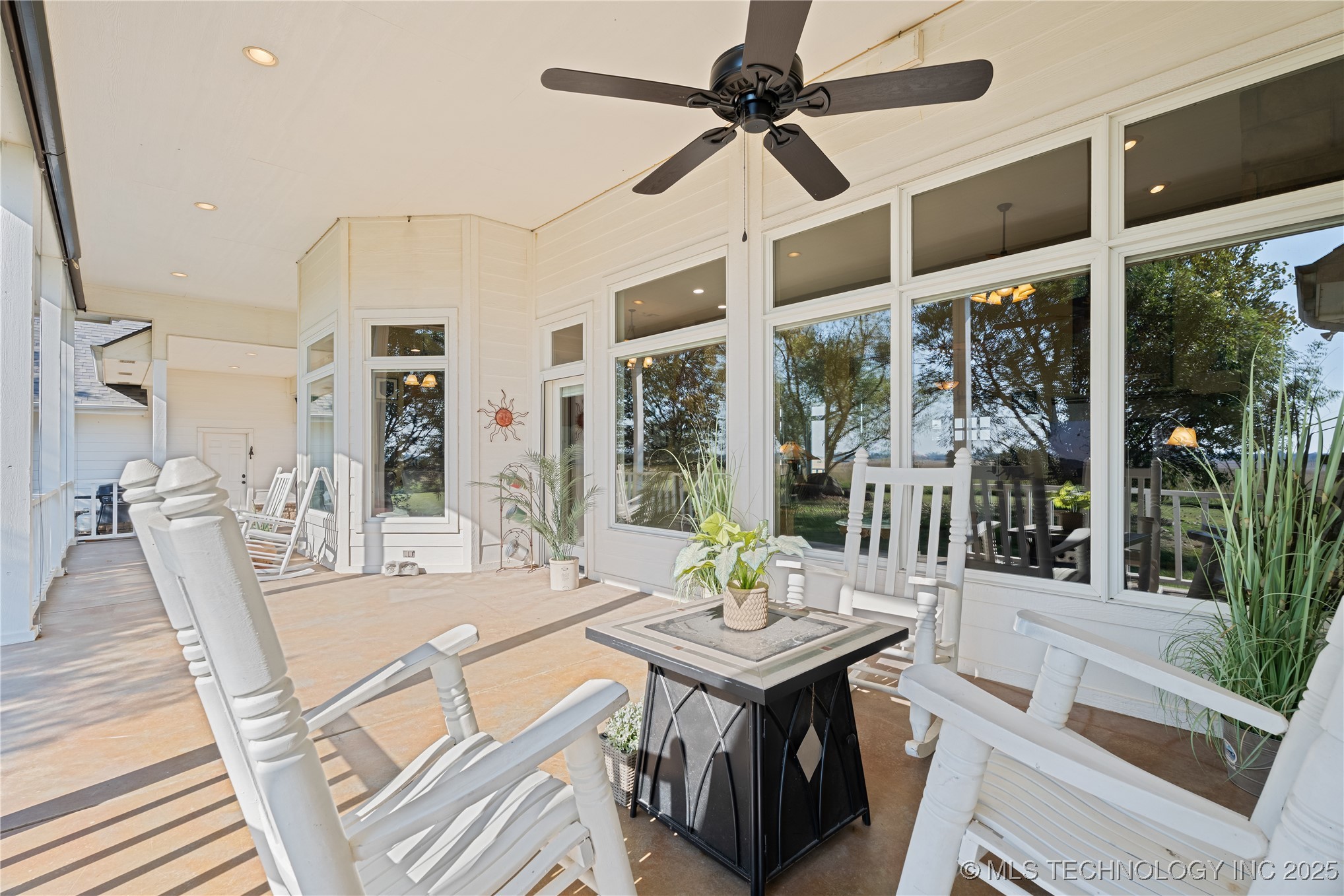 639 Ne Bison Road Property Photo 57