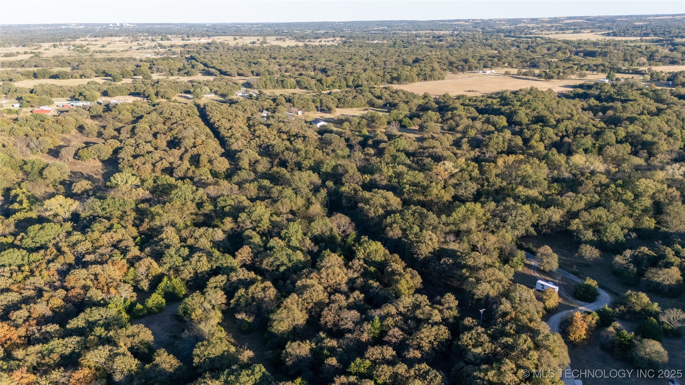 8710 County Road 1550 Property Photo 13
