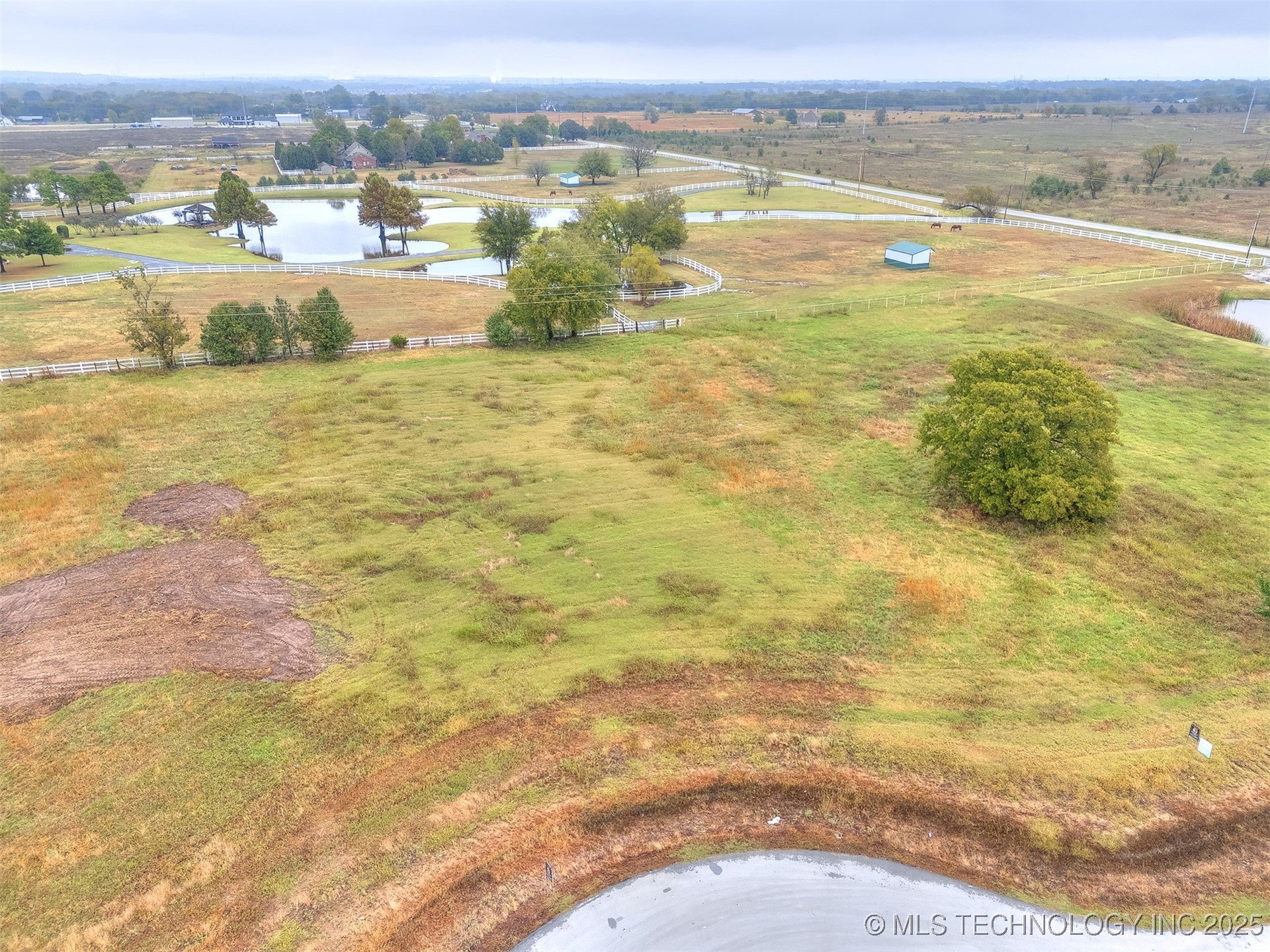 3227 E 169th Street S Property Photo 4