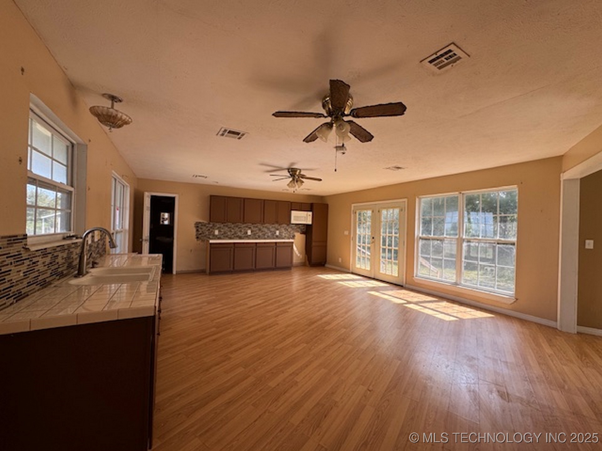 20619 E Highway 9 B Property Photo 16