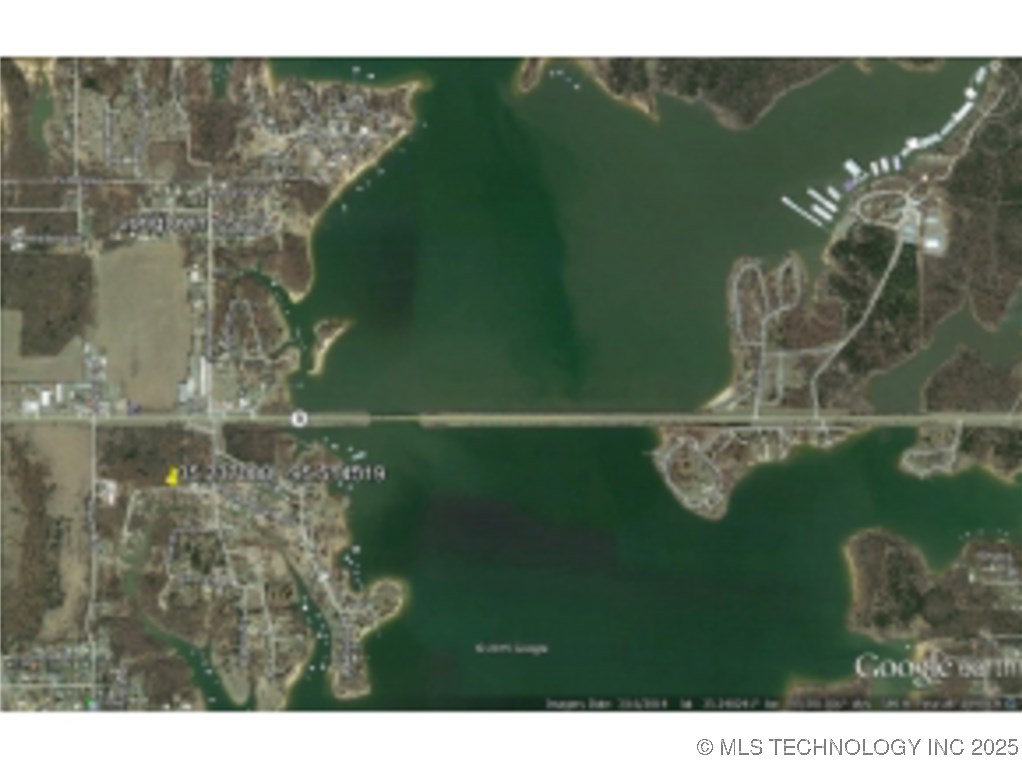 326 Hummingbird Lane Property Photo 2