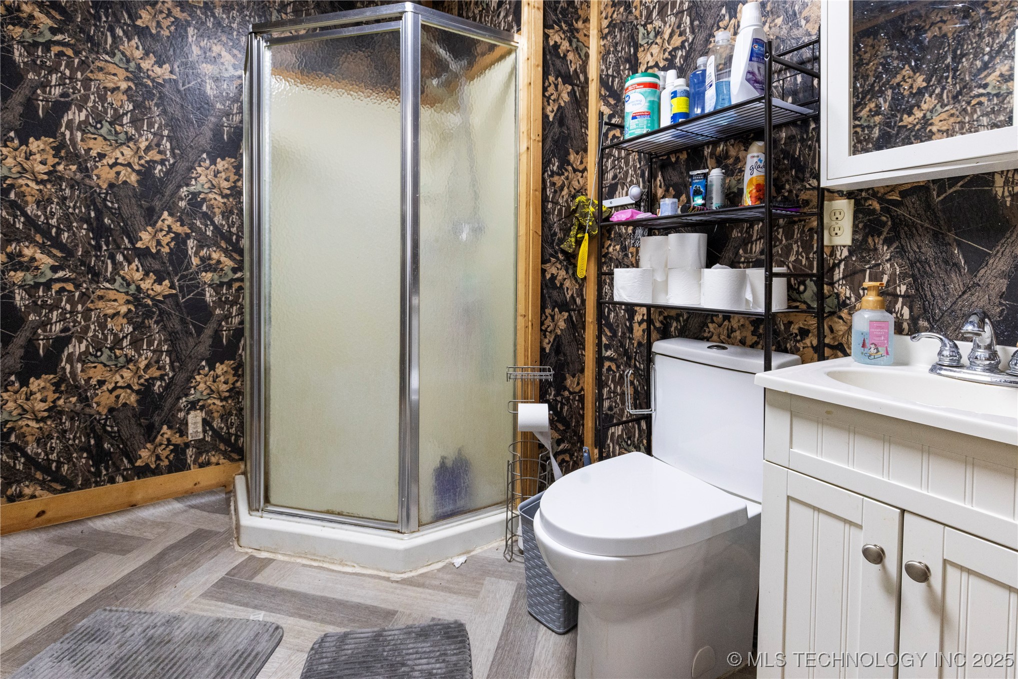 54501 E 340 Road Property Photo 8