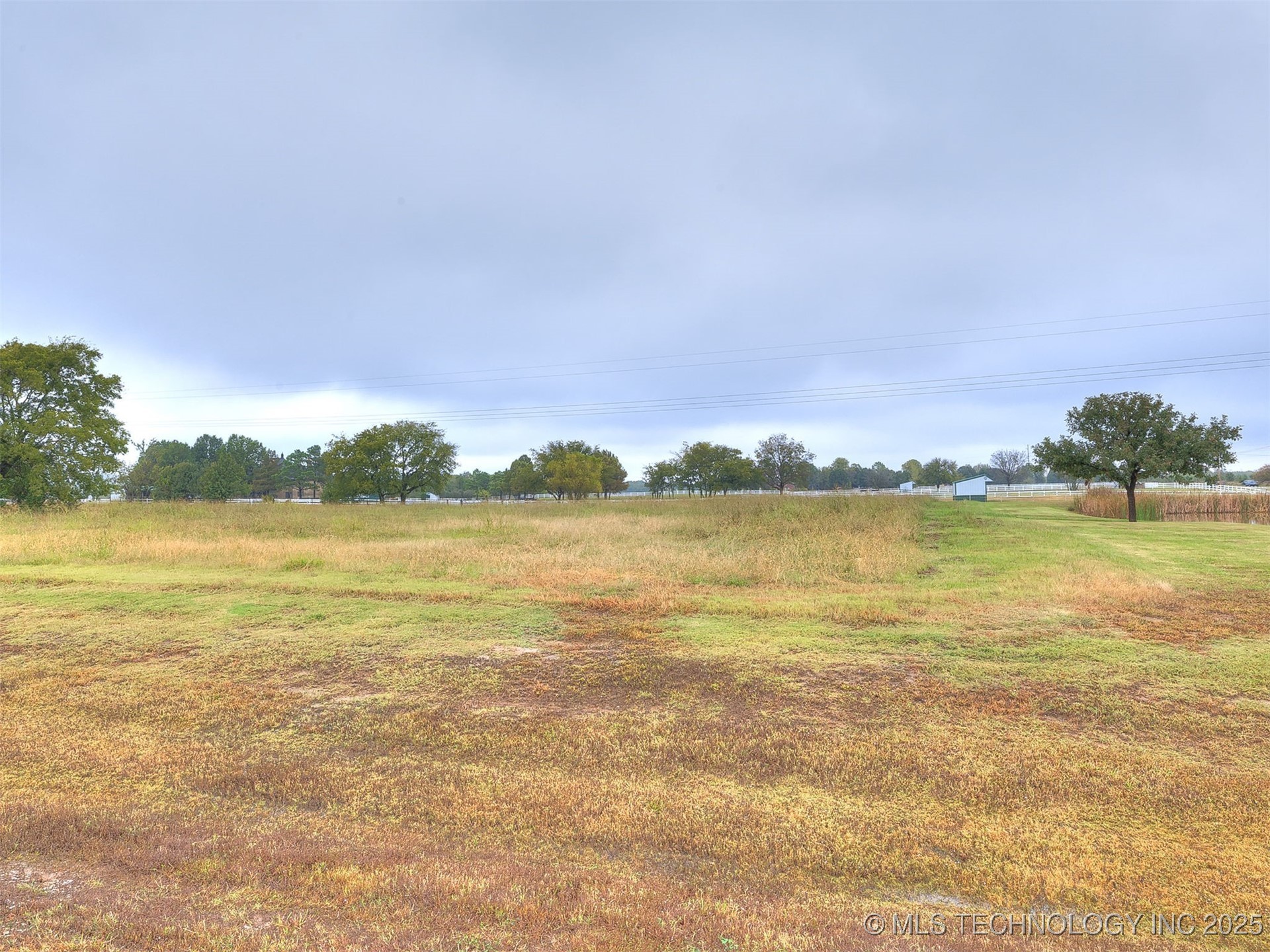 3259 E 169th Street S Property Photo 2