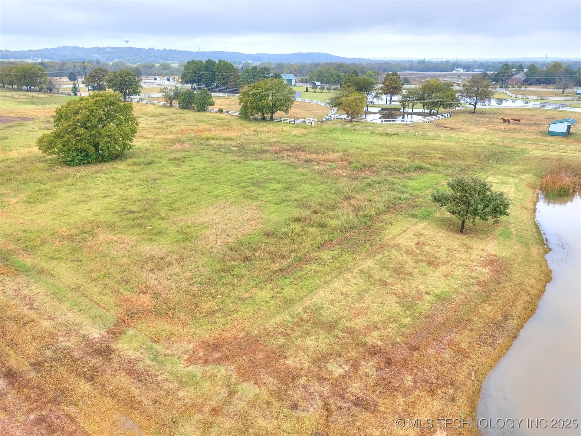 3259 E 169th Street S Property Photo 7