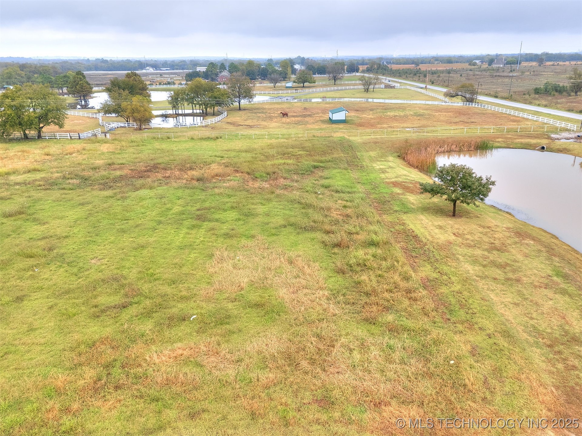 3259 E 169th Street S Property Photo 8