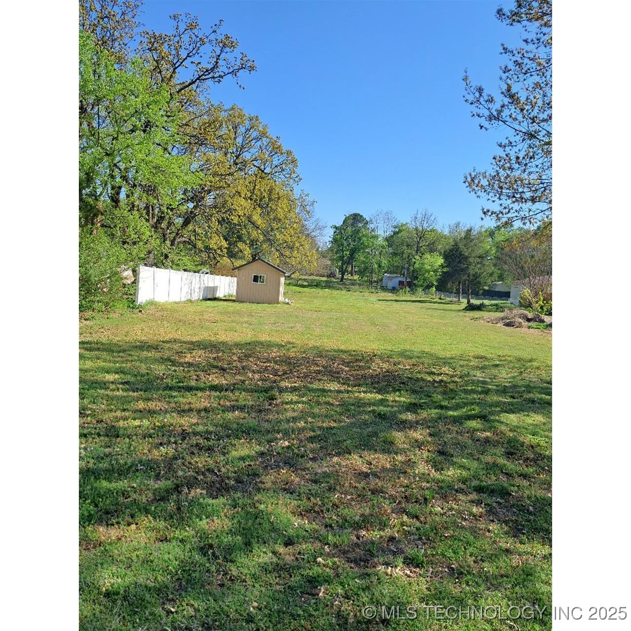 622 Indiana Avenue Property Photo 2