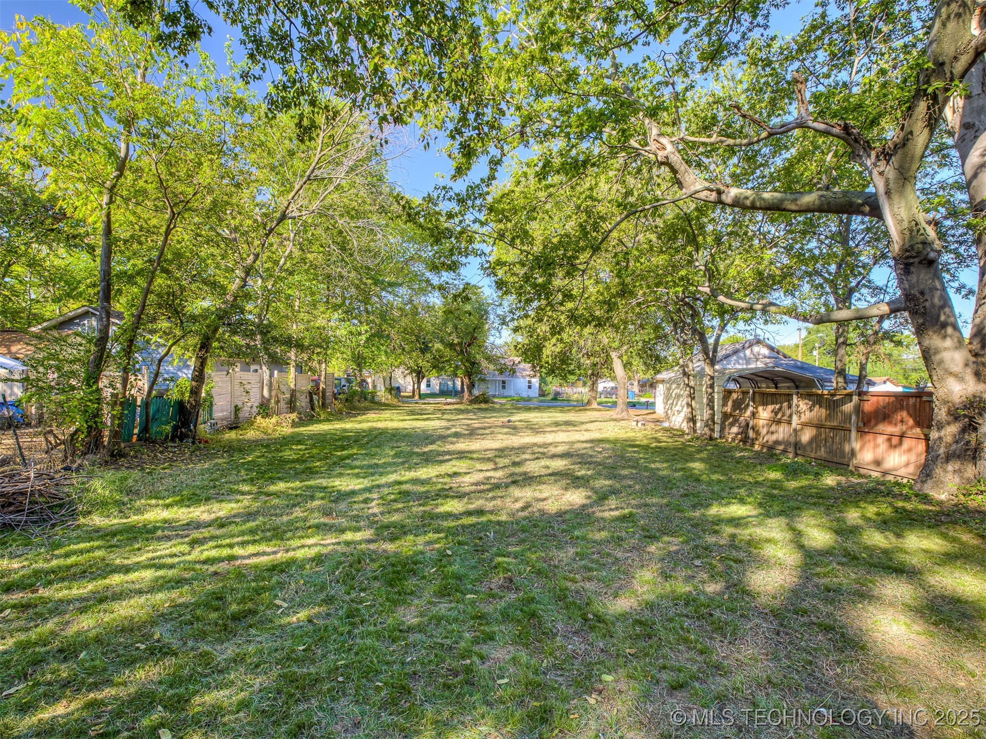 1315 N Saint Louis Avenue Property Photo 1