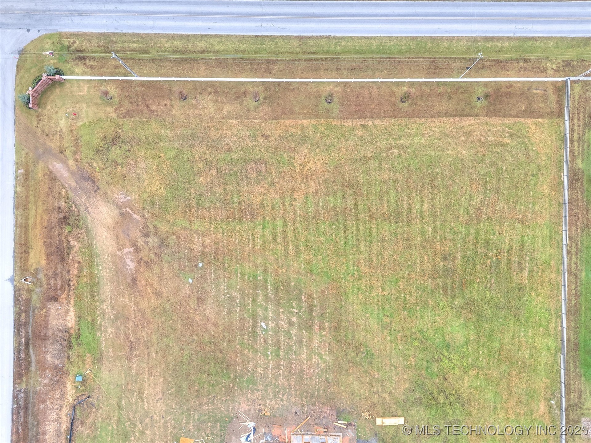 3276 E 169th Street S Property Photo 7