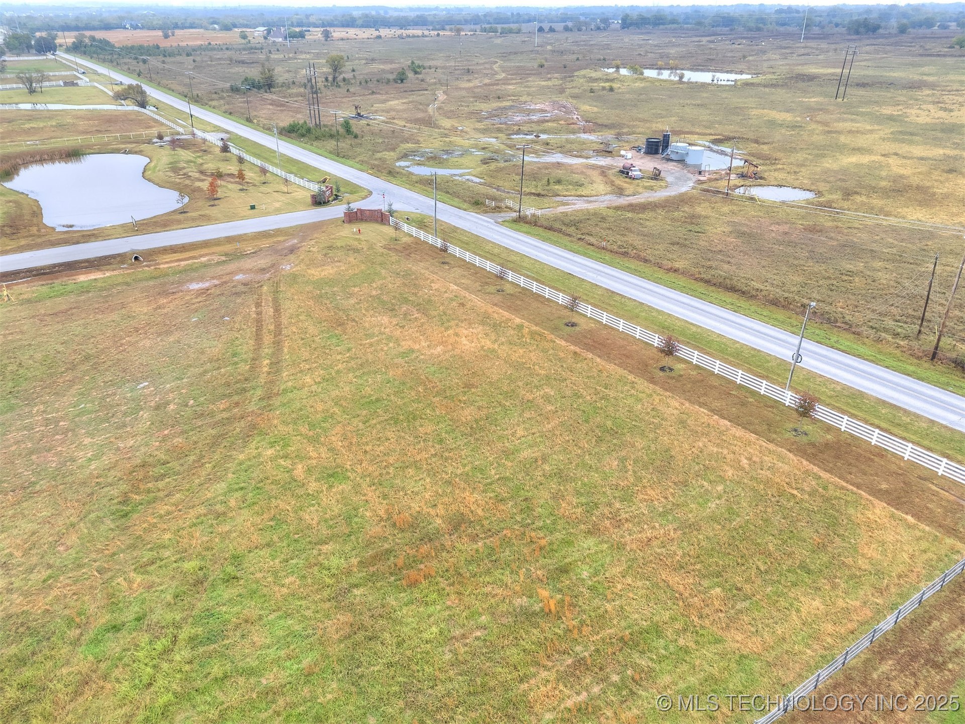 3276 E 169th Street S Property Photo 8