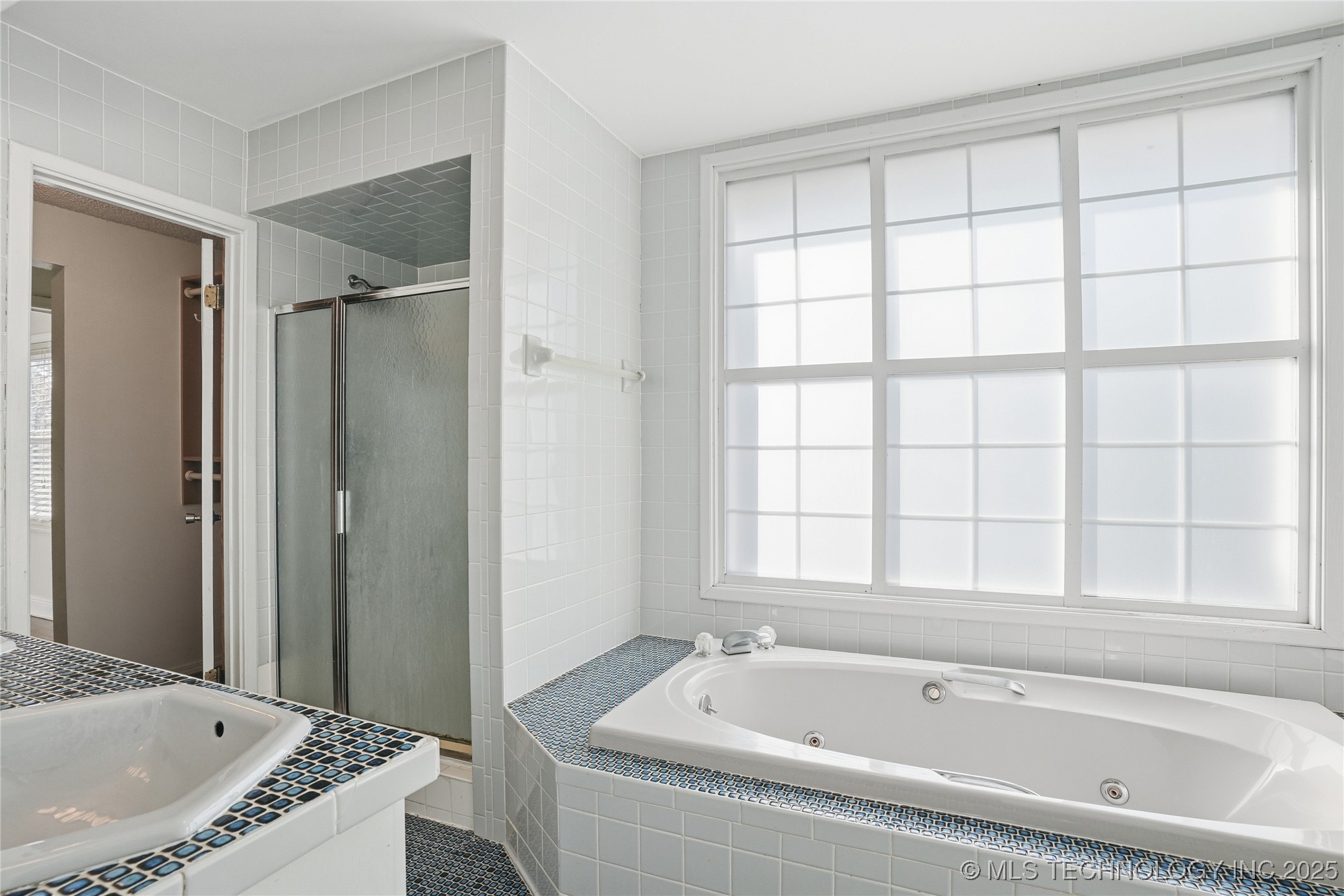 2219 E 13th Street Property Photo 30